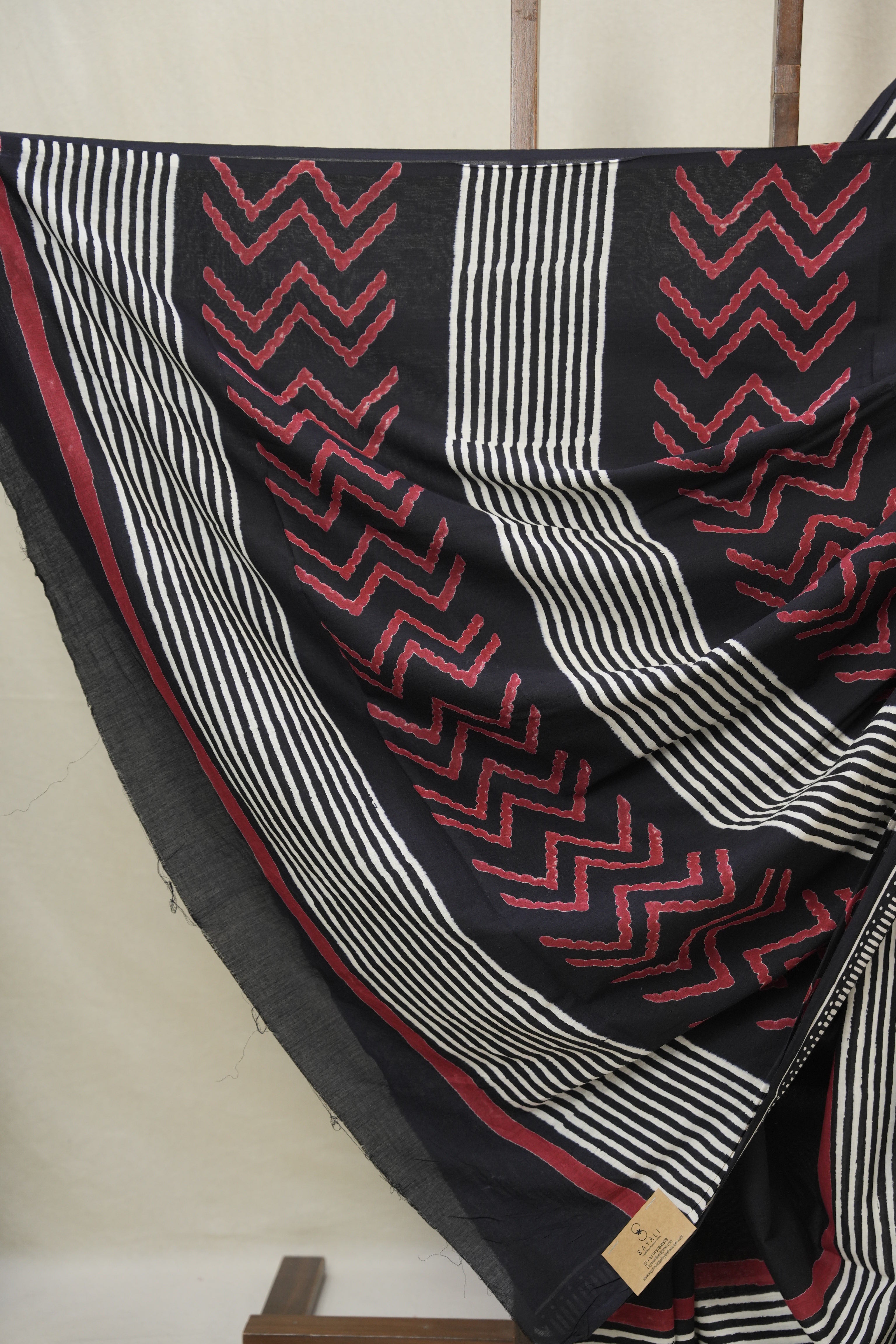 Black HBP Cotton Saree - SRBCS3383
