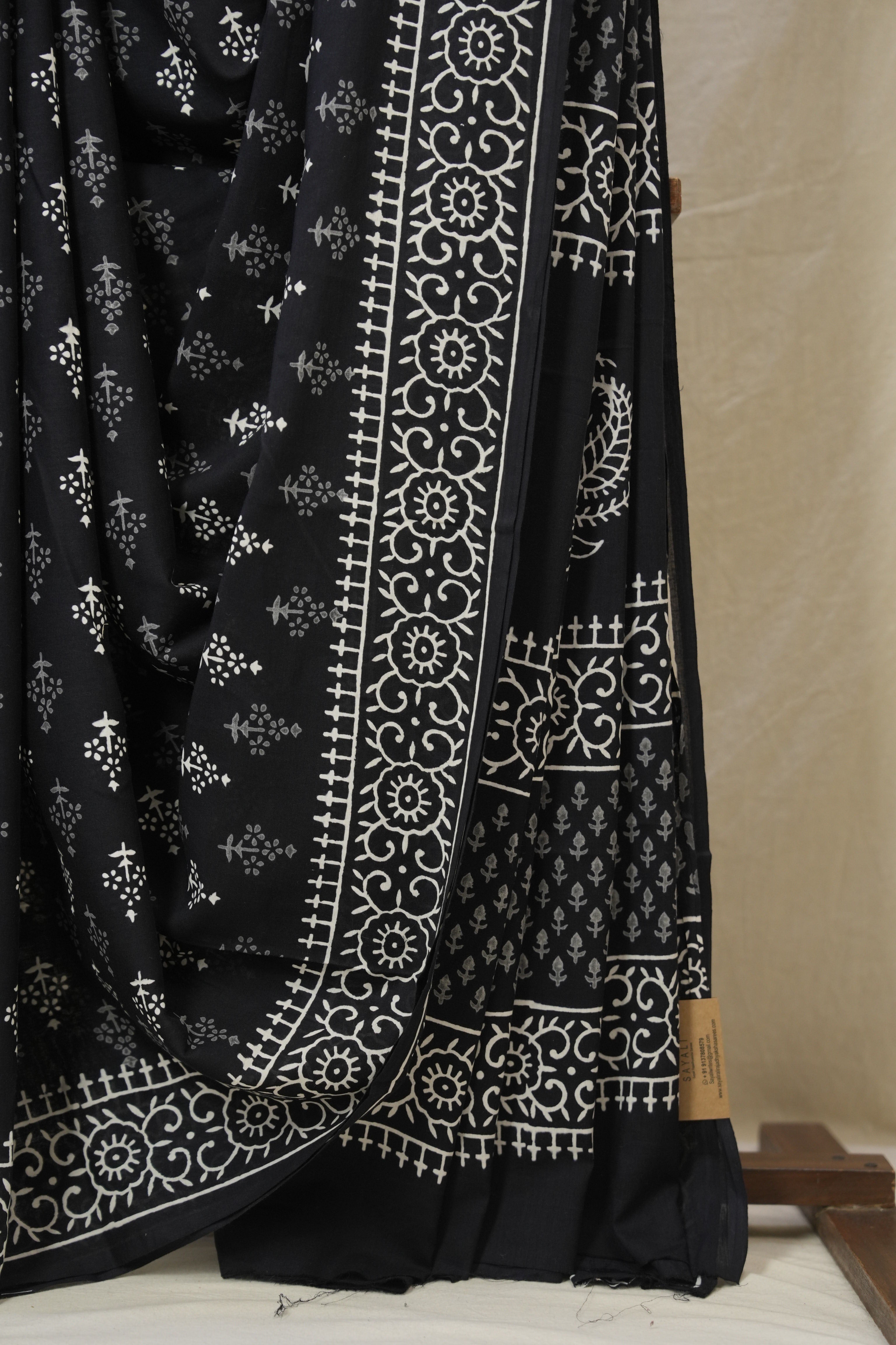Black HBP Cotton Saree - SRBCS3380