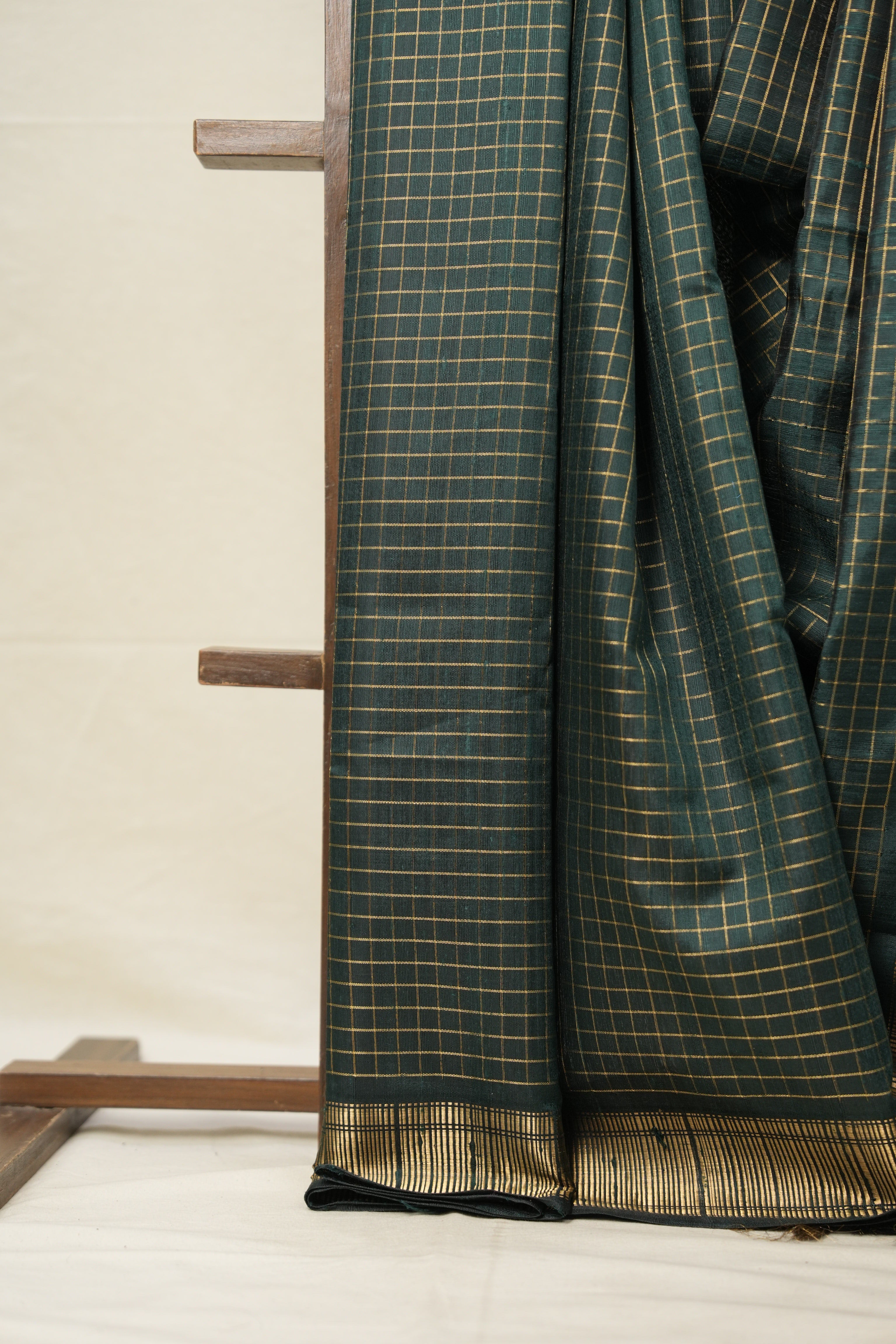 Dark Green Raw Silk Saree - SRDGRSS893