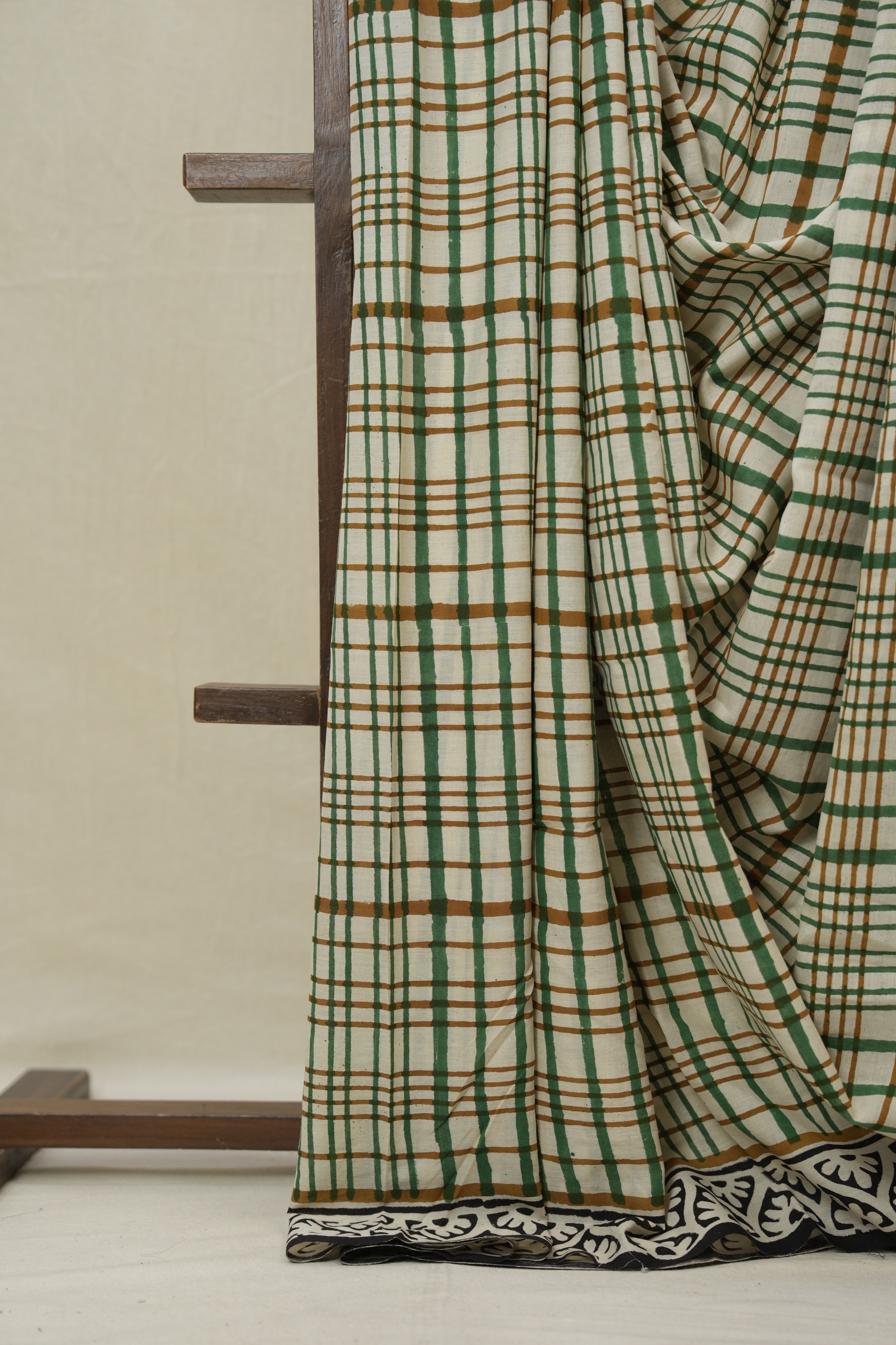 Cream HBP Cotton Saree - SRCCS3378