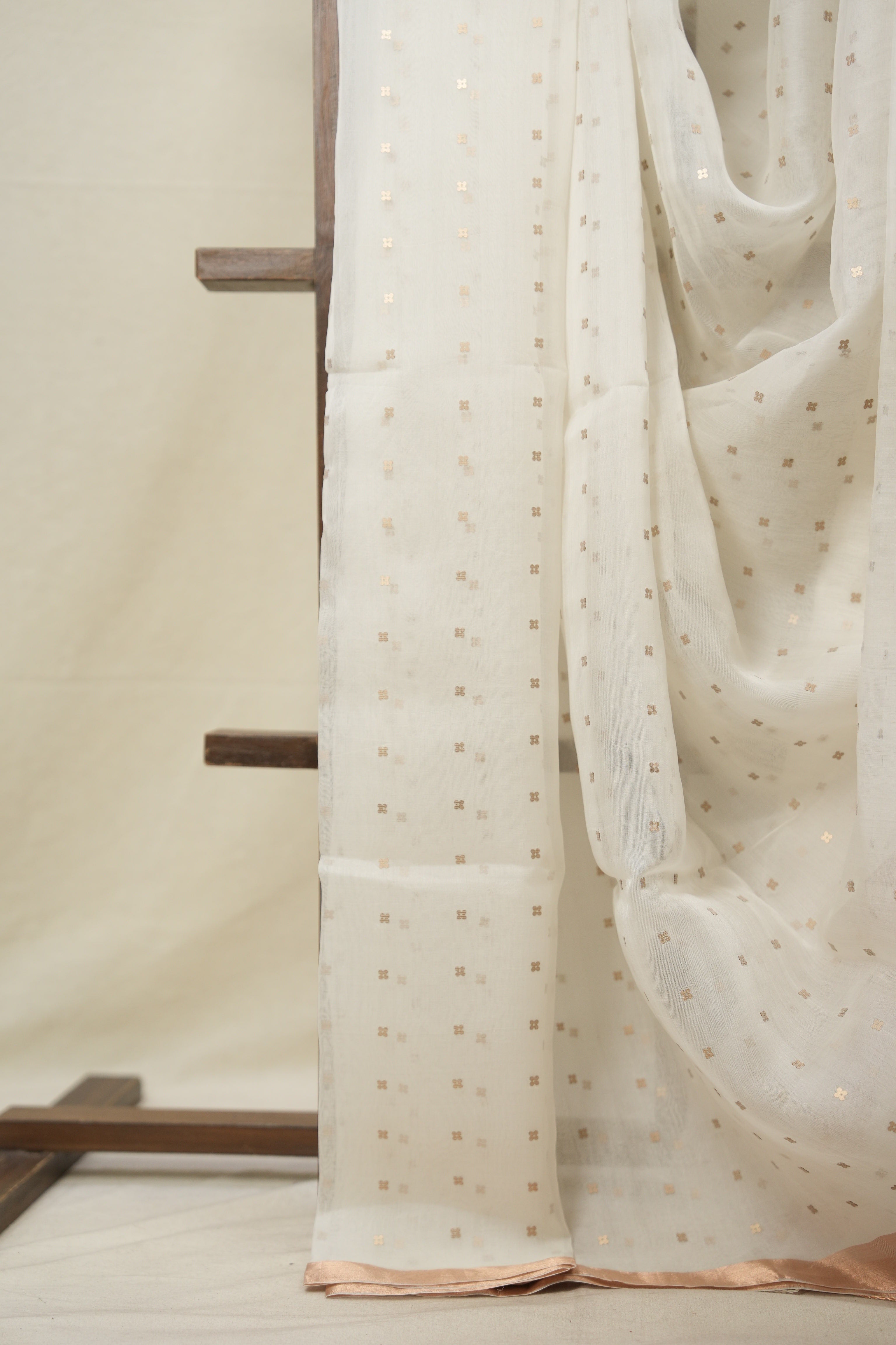 White Matka Silk Saree - SRWMSS83