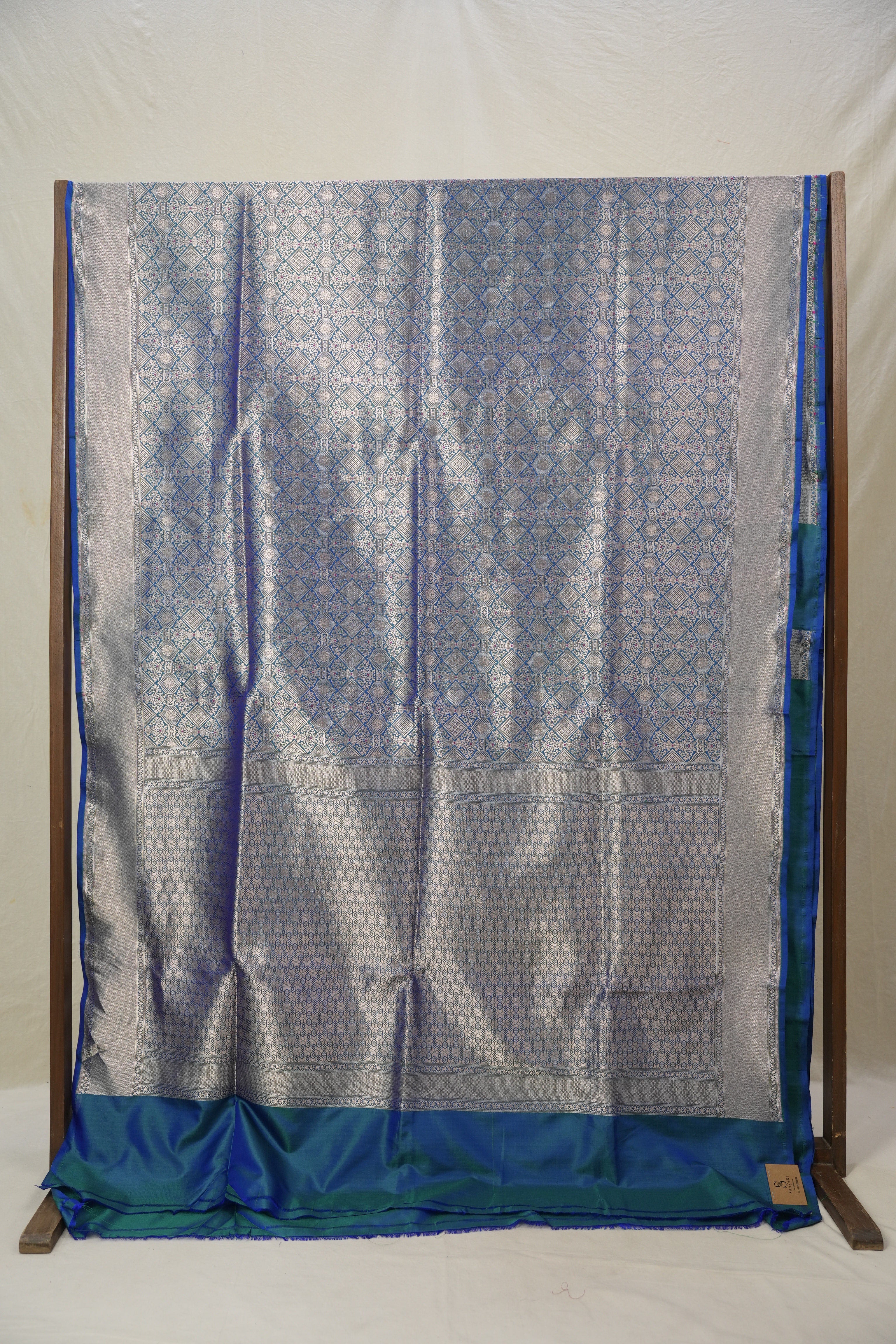 Deep Ocean Banarasi Silk Saree - Saavari - SSDOBSS48