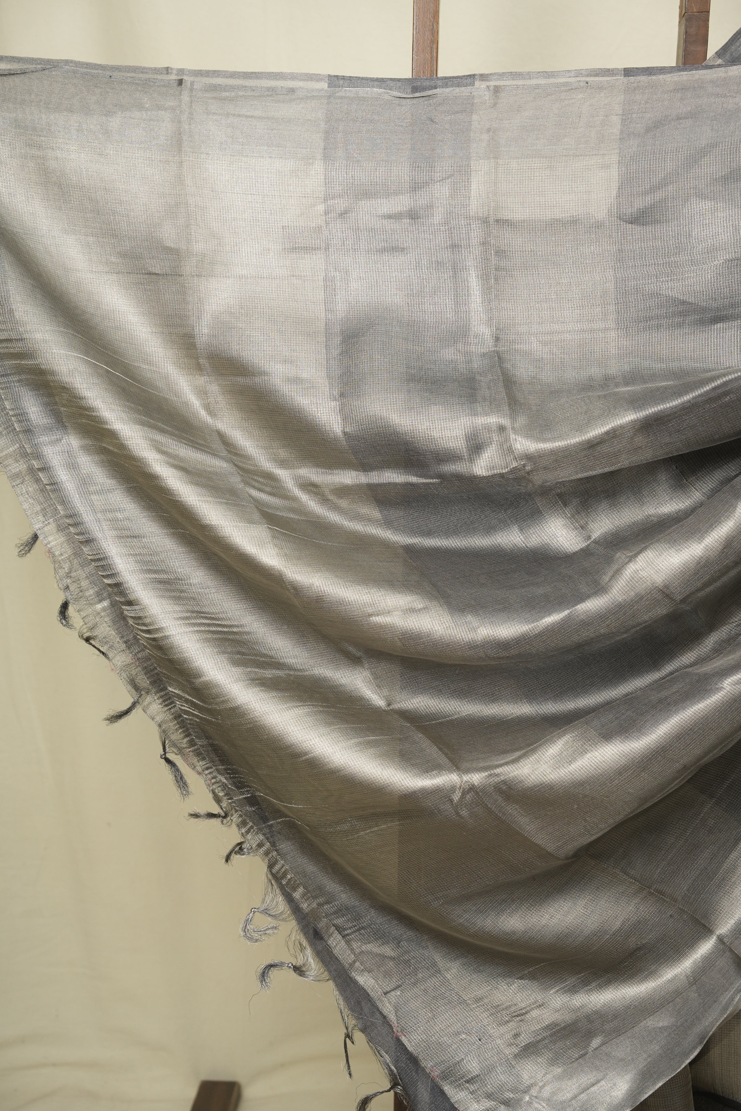 Grey Tissue Tussar Silk Saree - SRGTTSS613