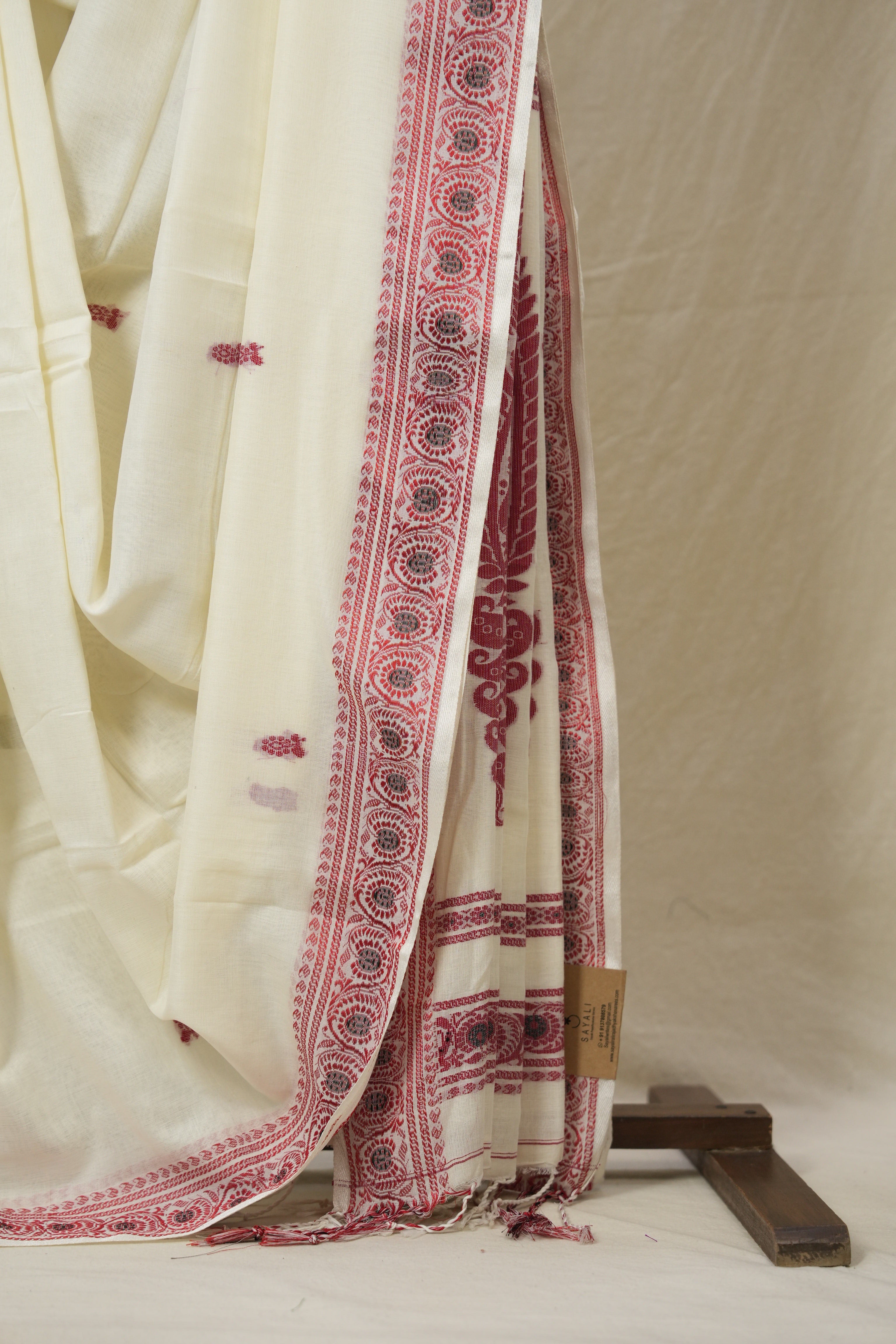 Cream Bengal Khadi Cotton Saree - SRCBKCS165