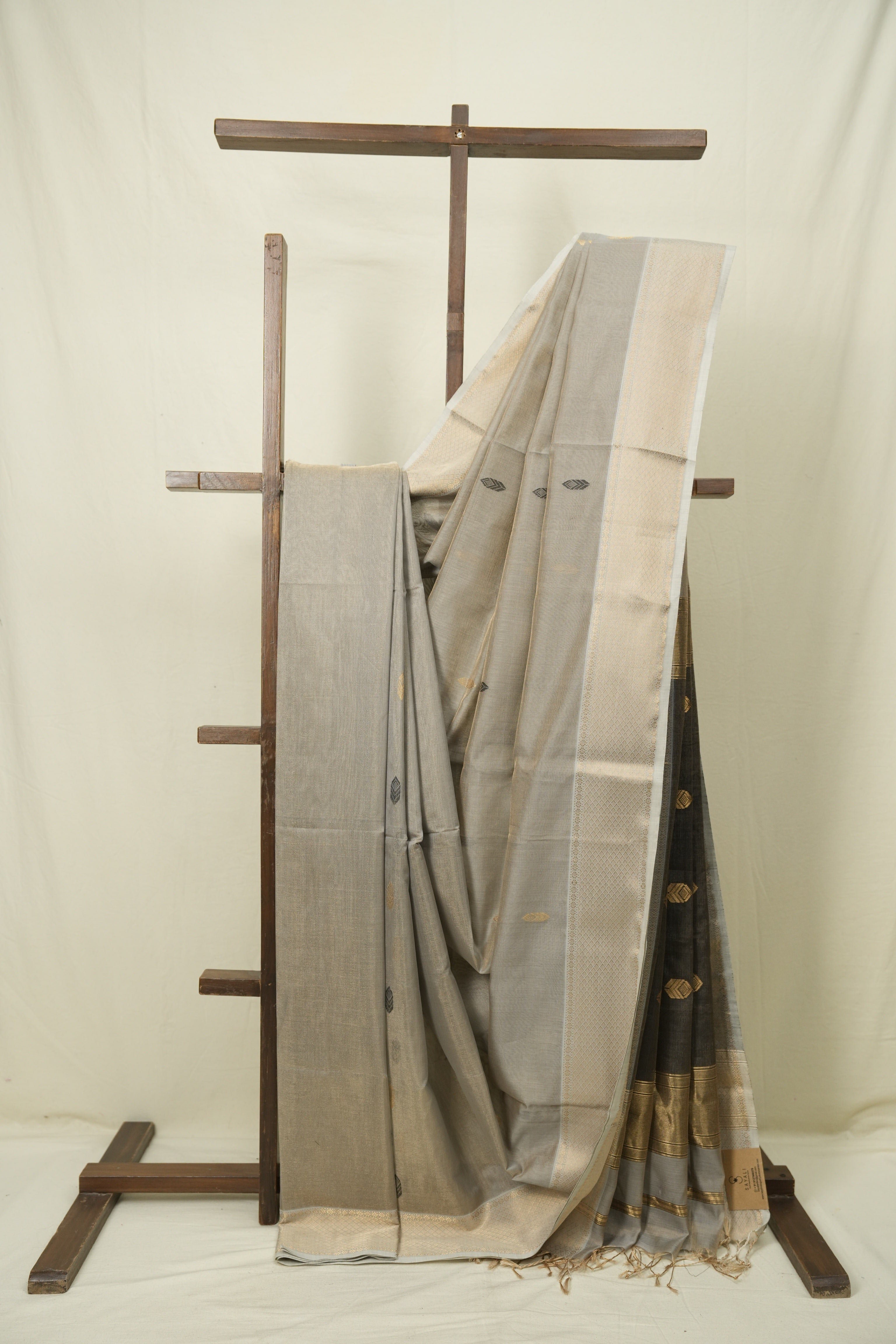 Grey Maheshwari Tissue Saree - SRGMTS749