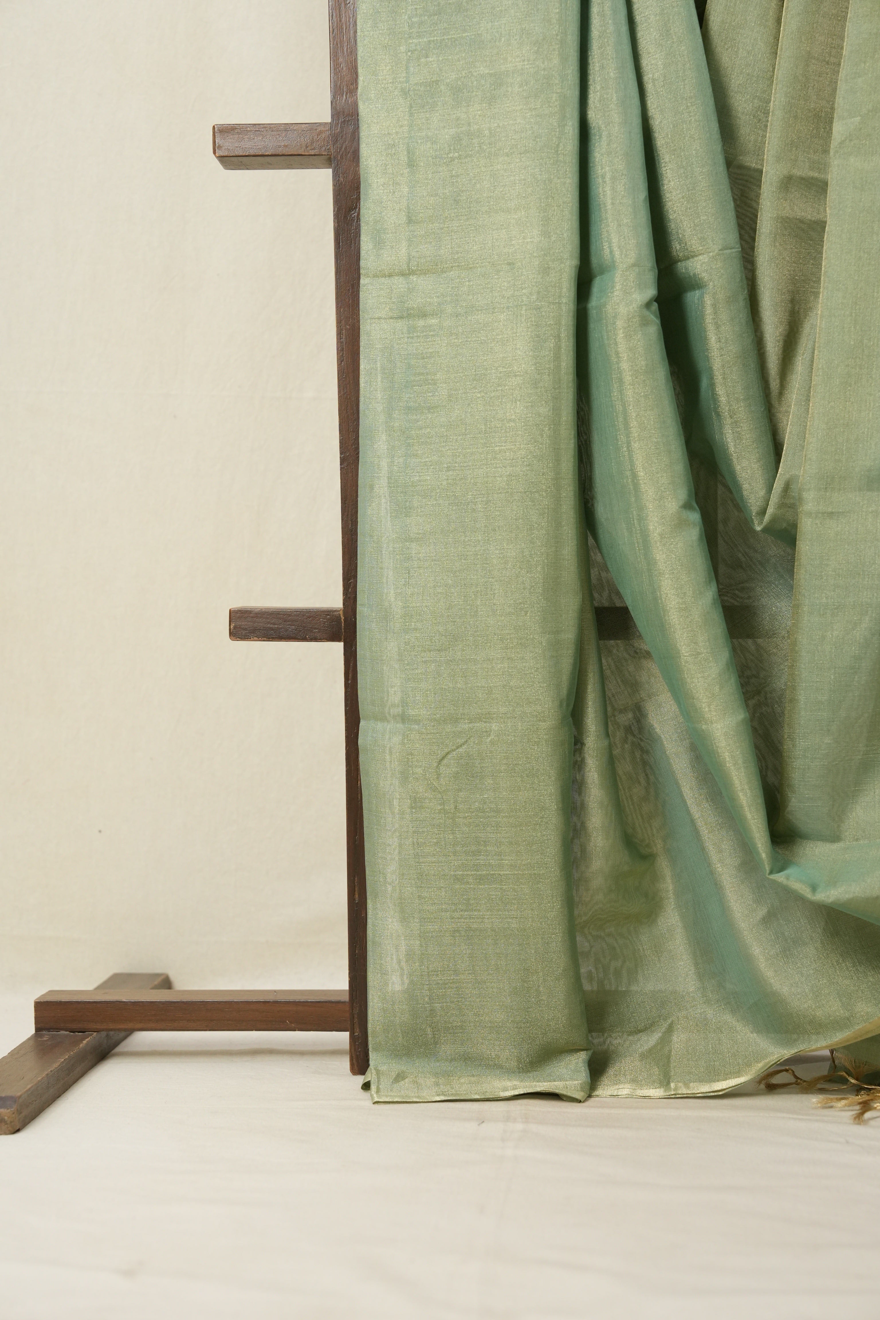 Aqua Maheshwari Tissue Saree - SRAMTS662