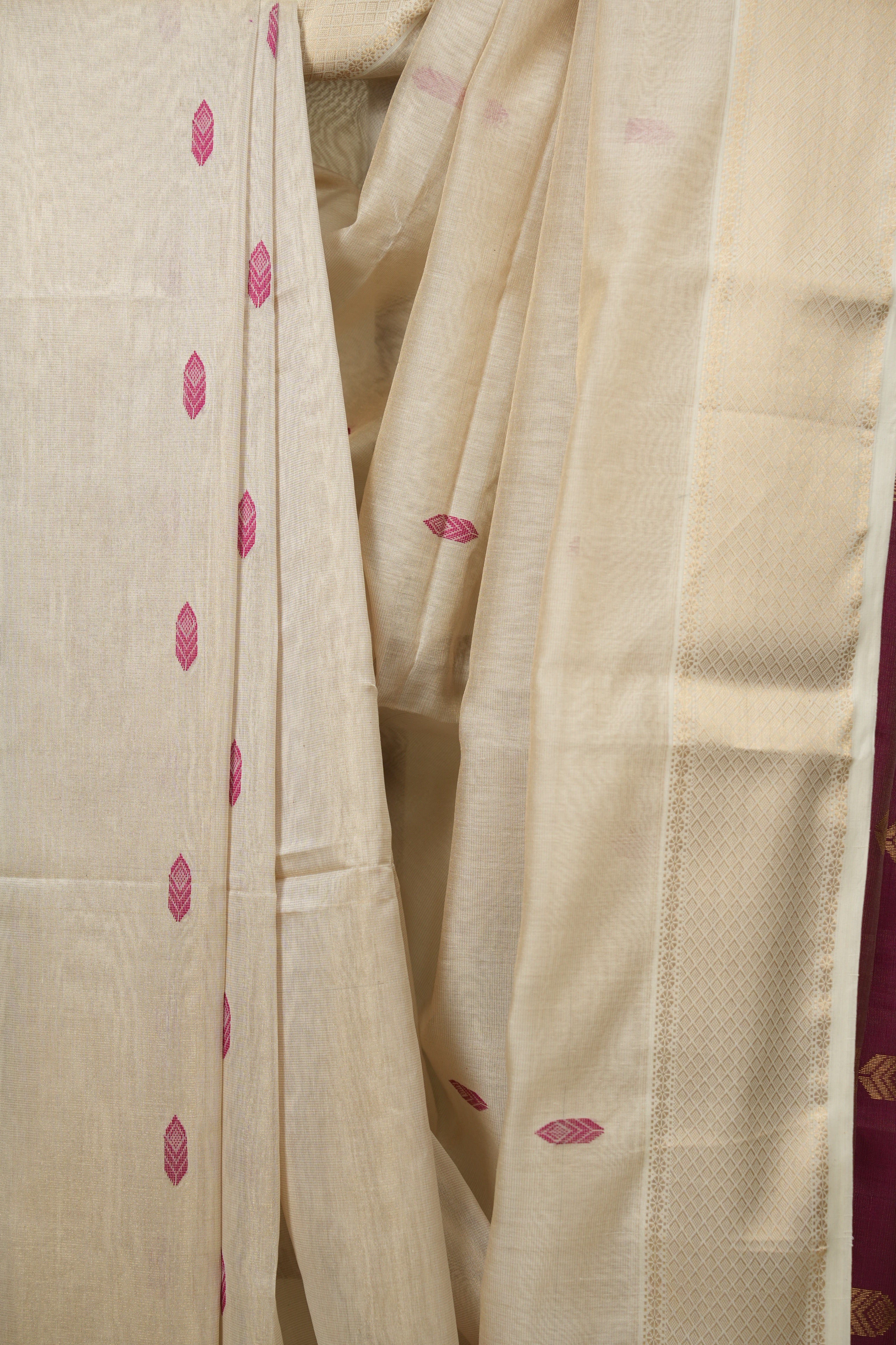 Cream Mahewari Tissue Saree - SRCMTS751