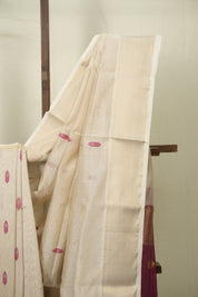 Cream Mahewari Tissue Saree - SRCMTS751
