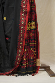 Black Bengal Khadi Cotton Saree - SRBBKCS170