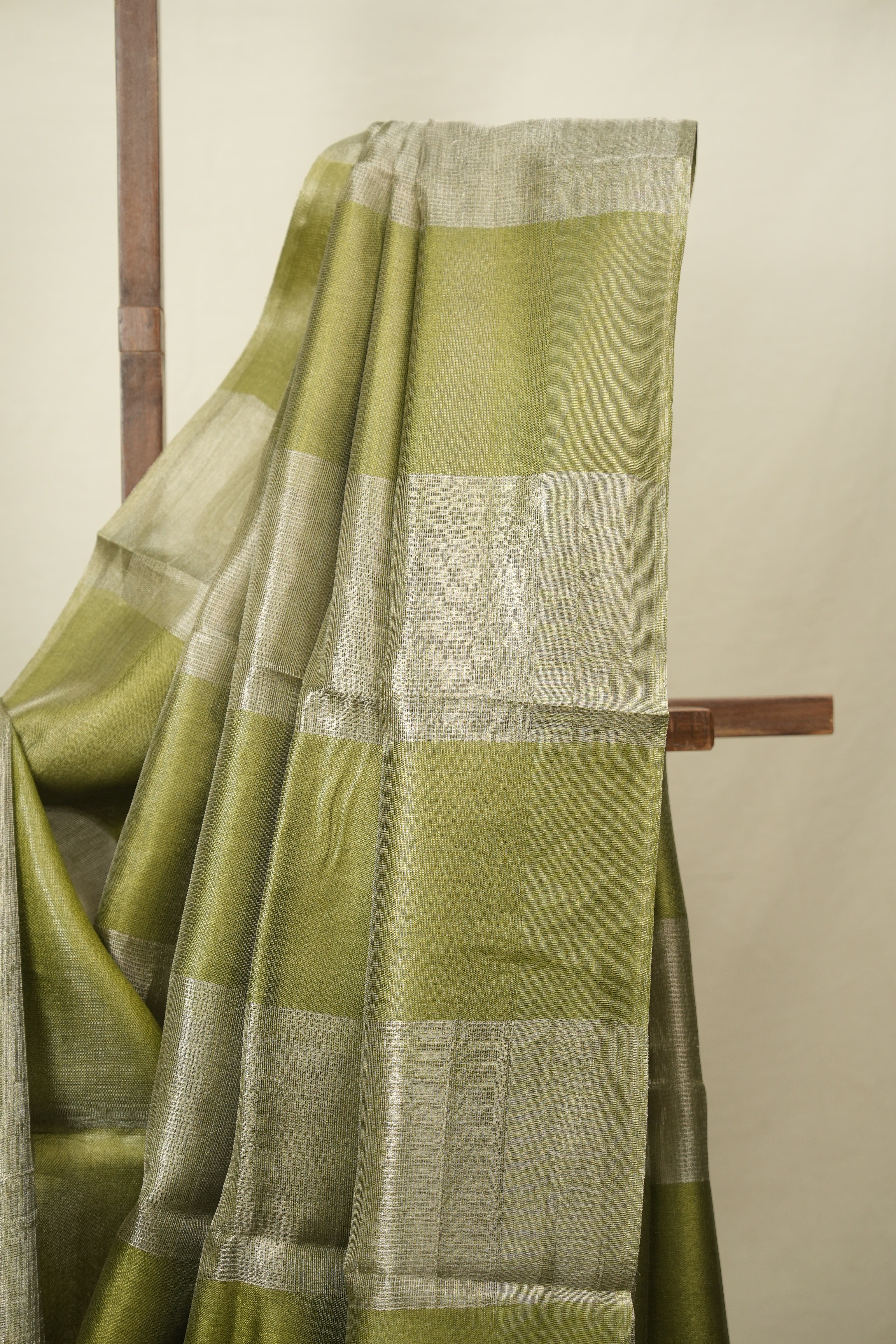 Mehendi Green Tissue Tussar Silk Saree - SRMGTTSS607