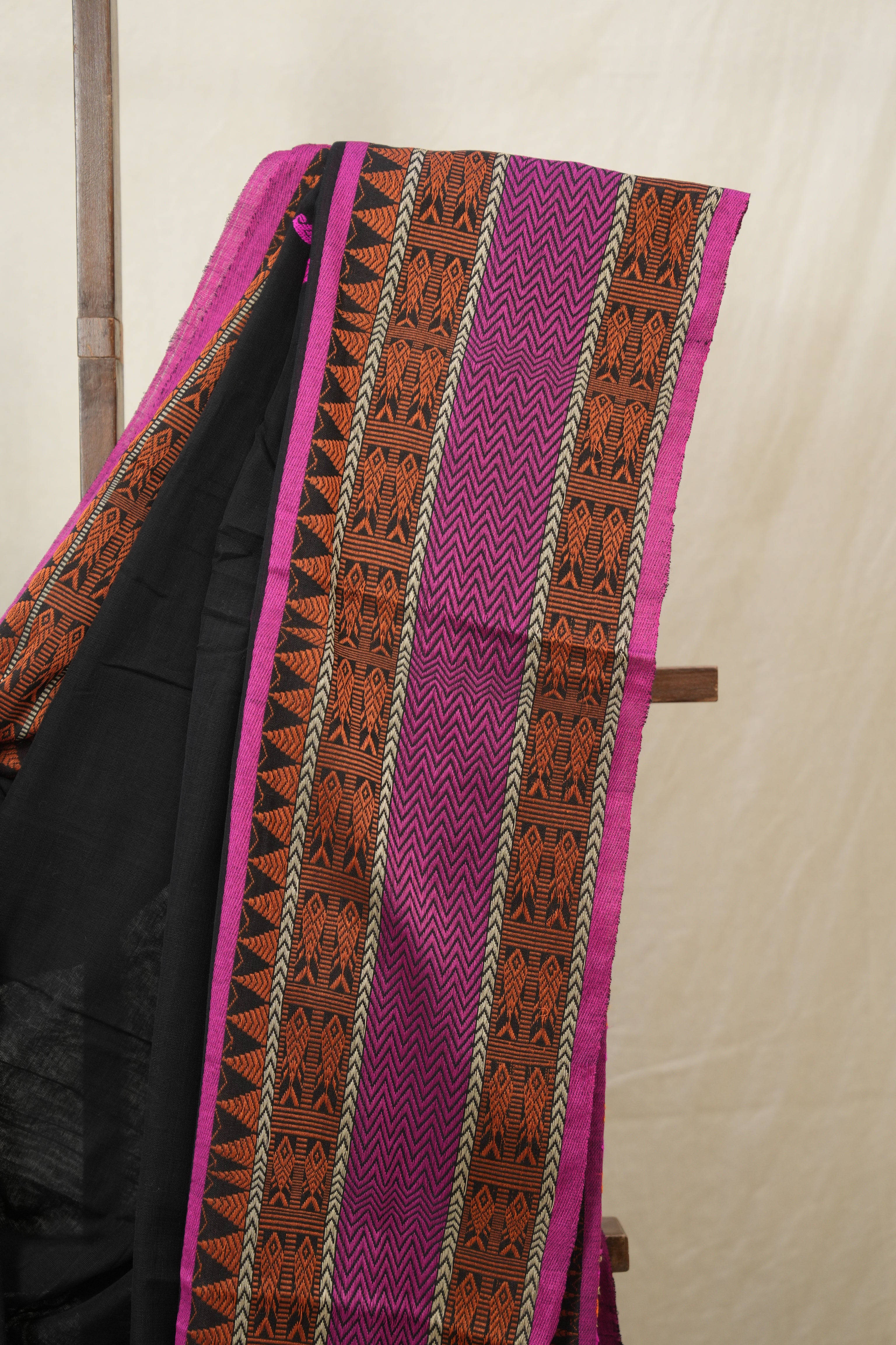 Black Bengal Khadi Cotton Saree - SRBBKCS171