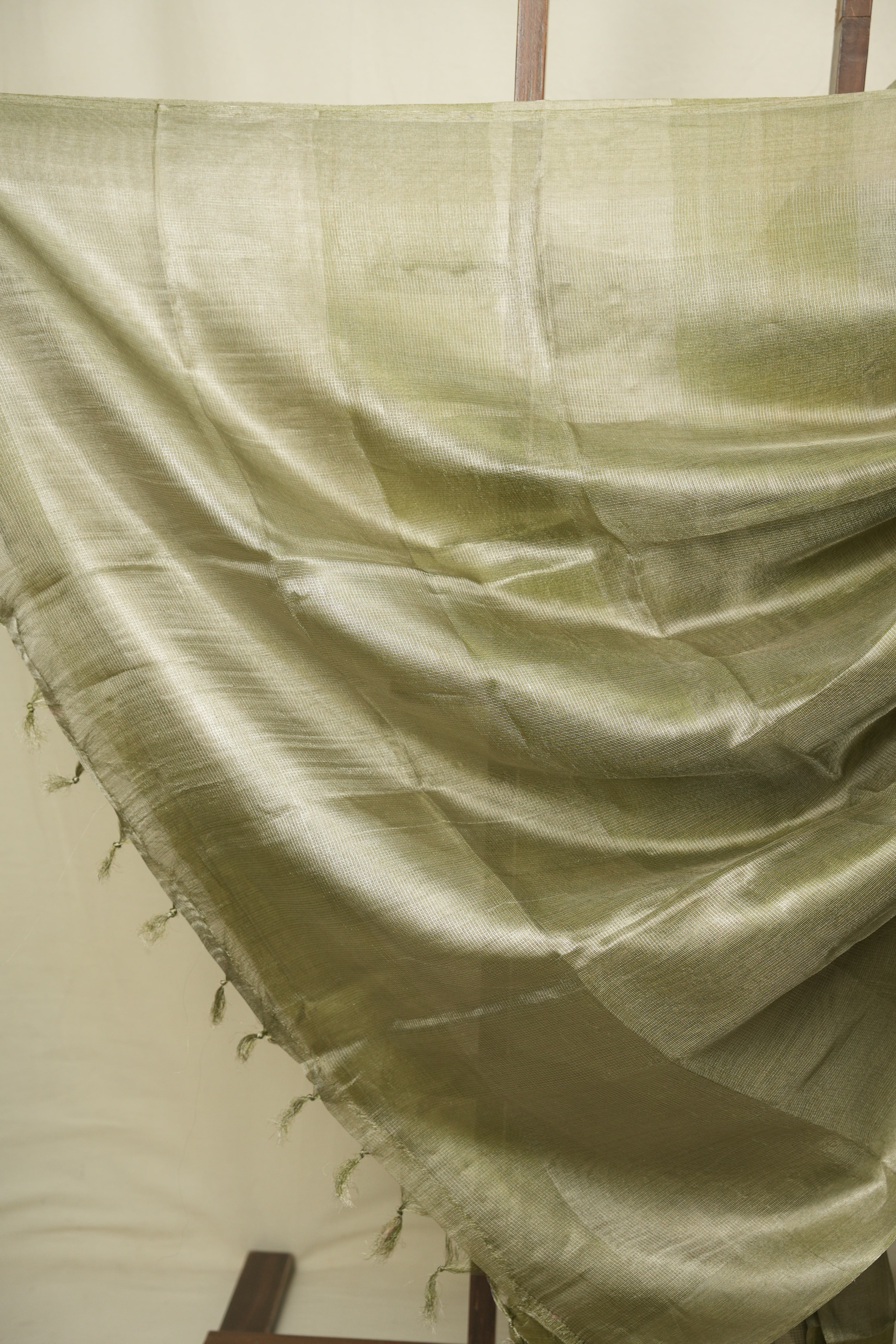 Mehendi Green Tissue Tussar Silk Saree - SRMGTTSS607