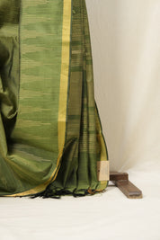 Mehendi Green Raw Silk Saree - SRMGRSS779