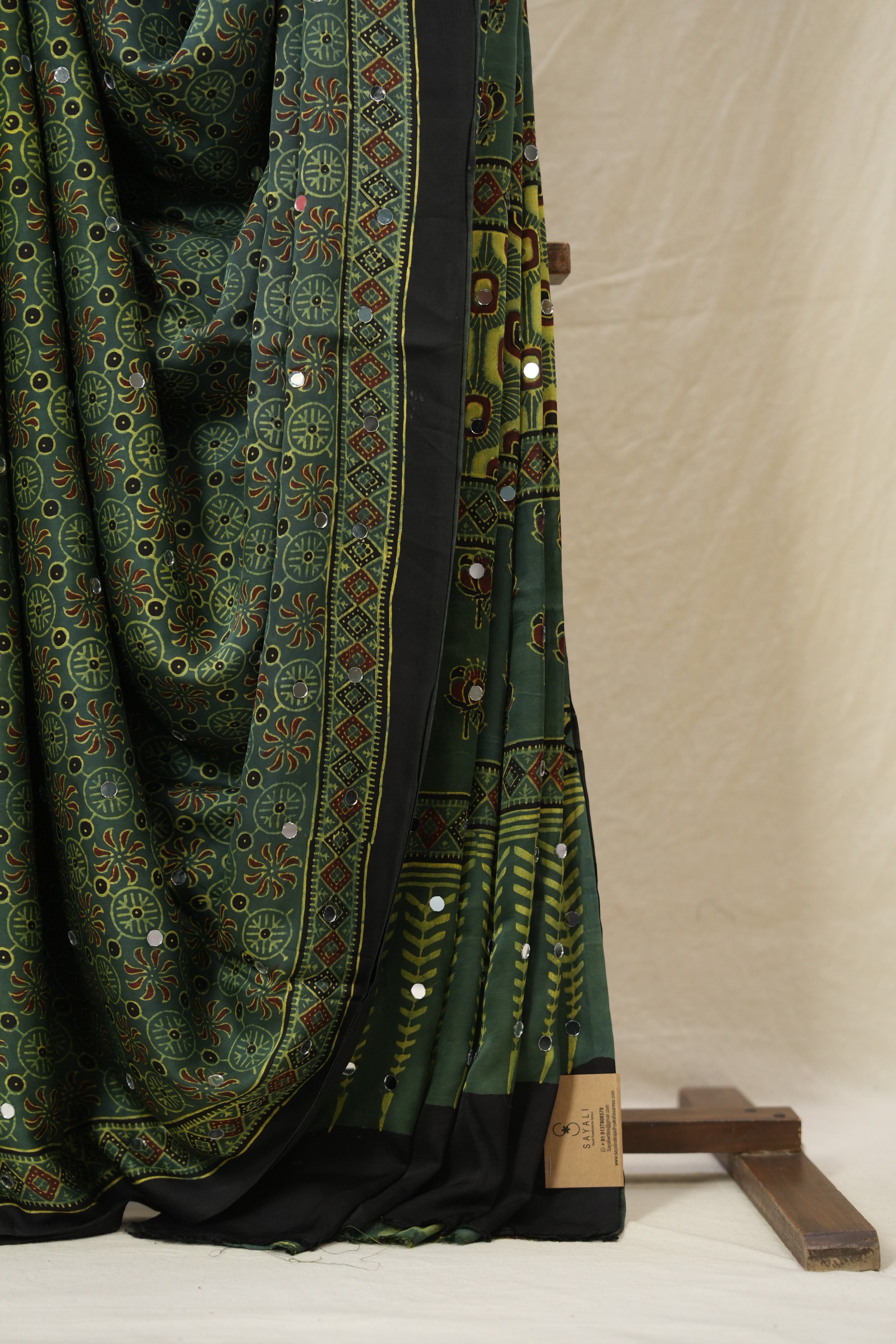 Green HBP Modal Silk Saree - SRGMSS620