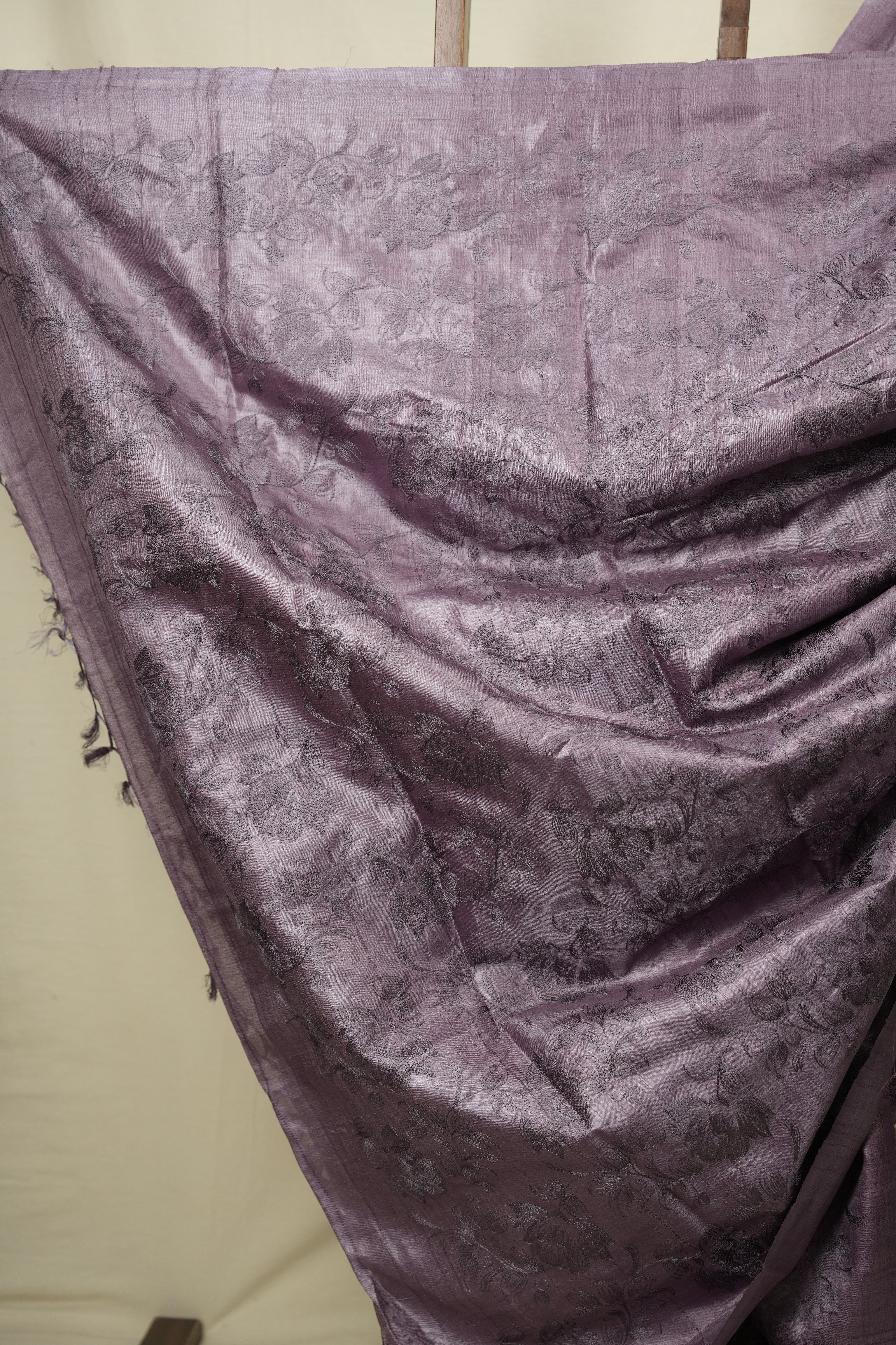 Pale Purple Machine Embroidered Tussar Silk Saree - SRPPMETSS1601