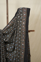 Black HBP Modal Silk Saree - SRBMSS615