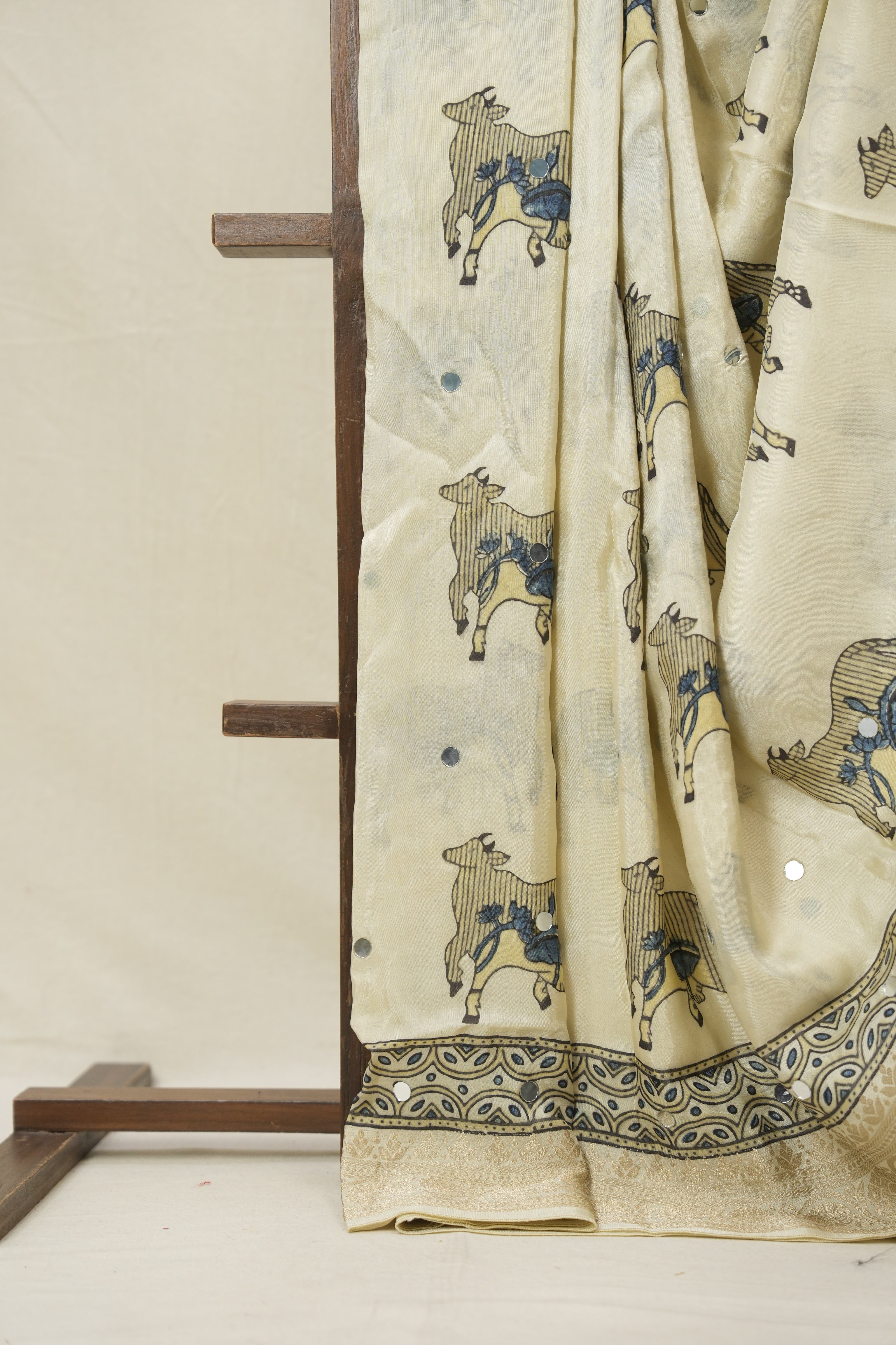 Cream HBP Modal Silk Saree - SRCMSS614