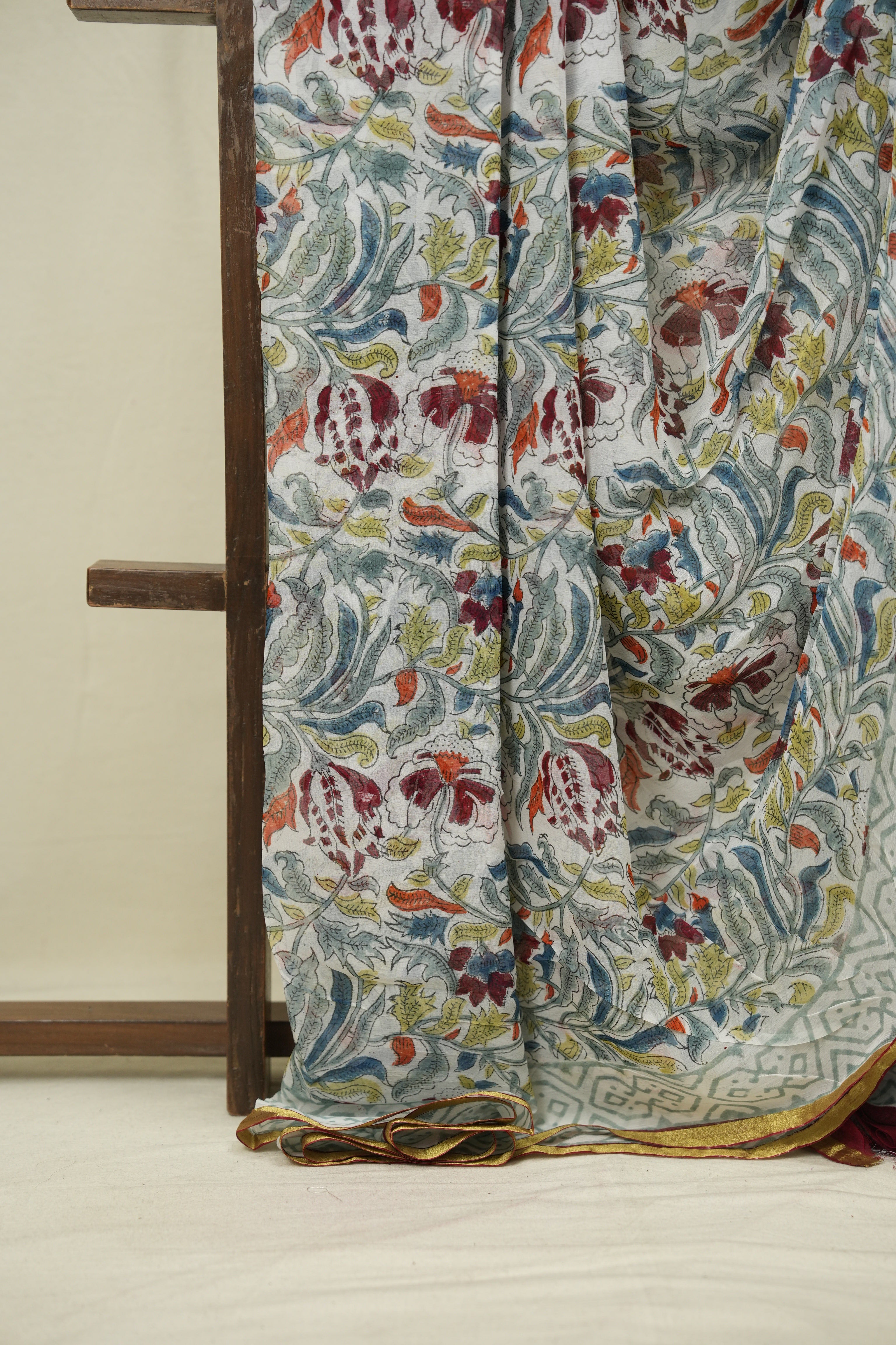 Multicolour HBP Chiffon Saree - SRMHCS74