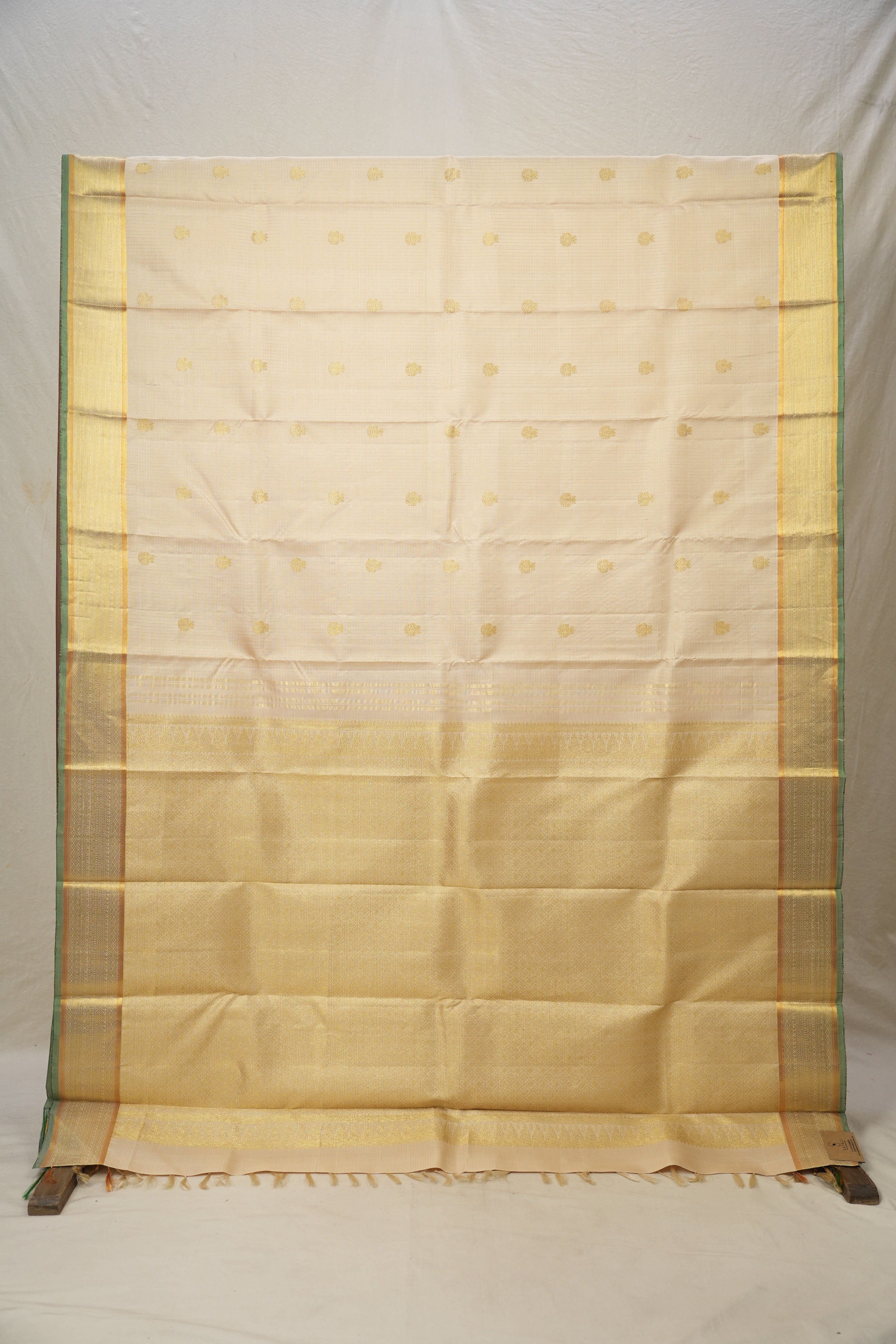Cream Kanjivaram Silk Saree - SRCKSS1024