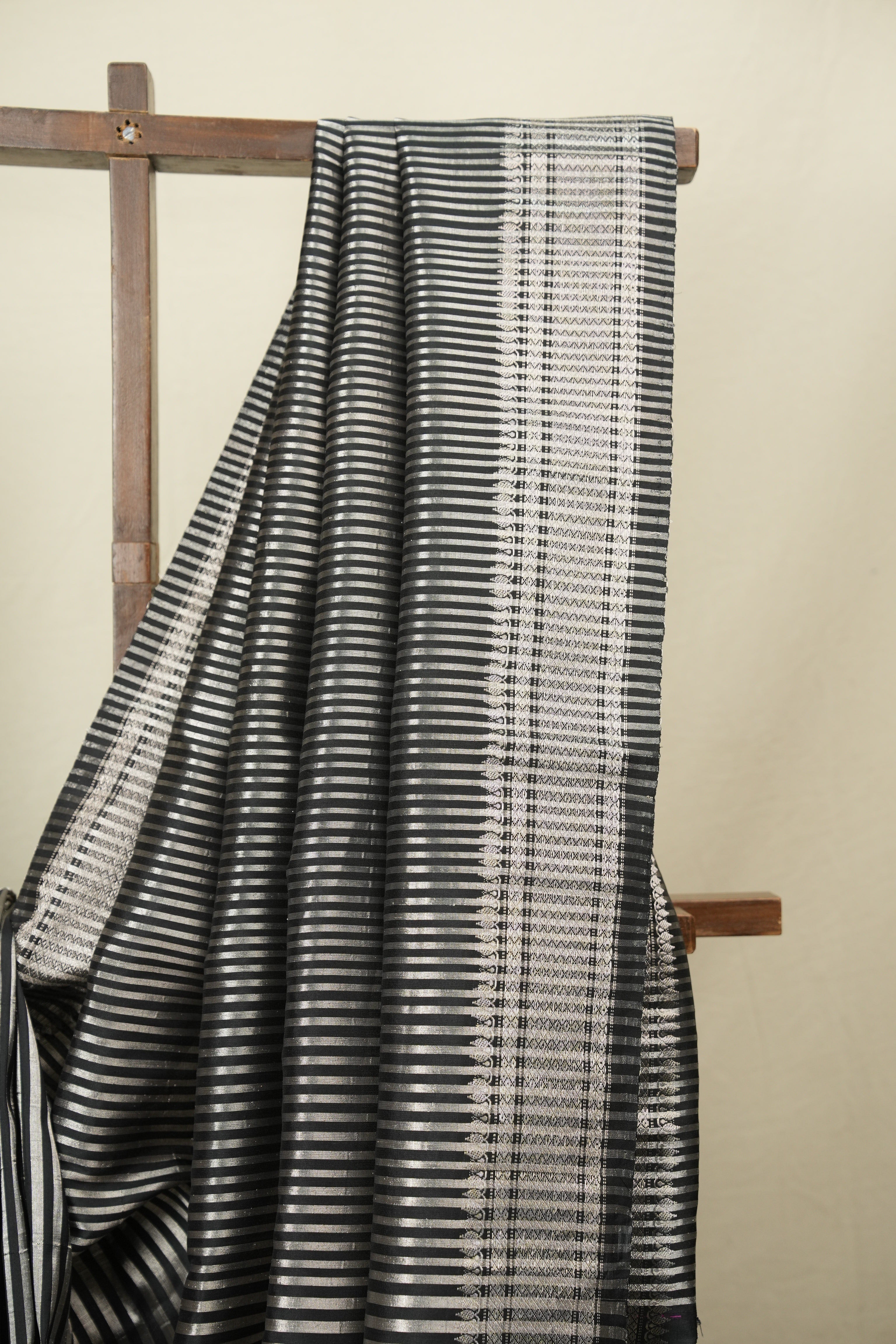 Black Cotton Silk Paithani Saree - SRBCSPS07