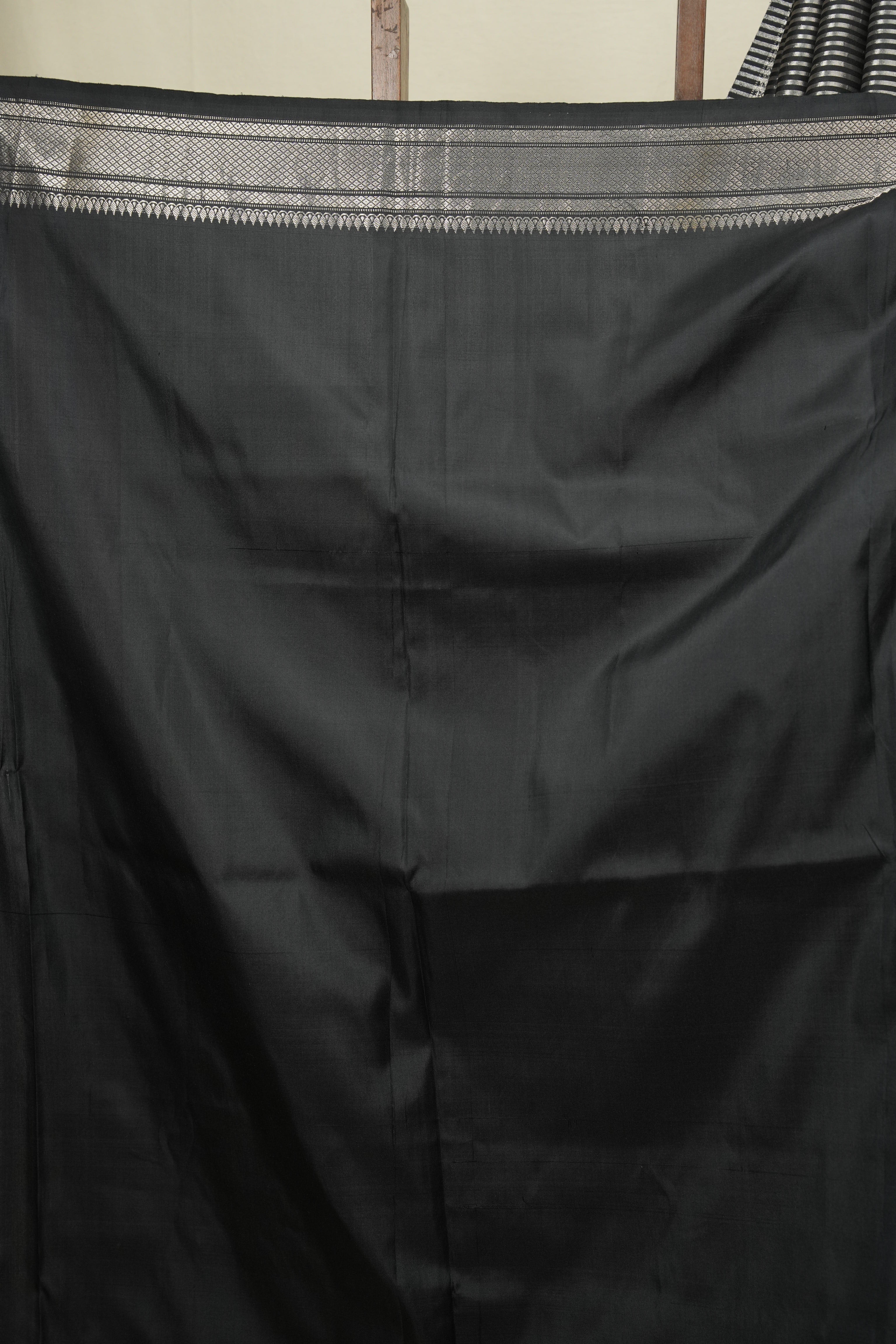 Black Cotton Silk Paithani Saree - SRBCSPS07