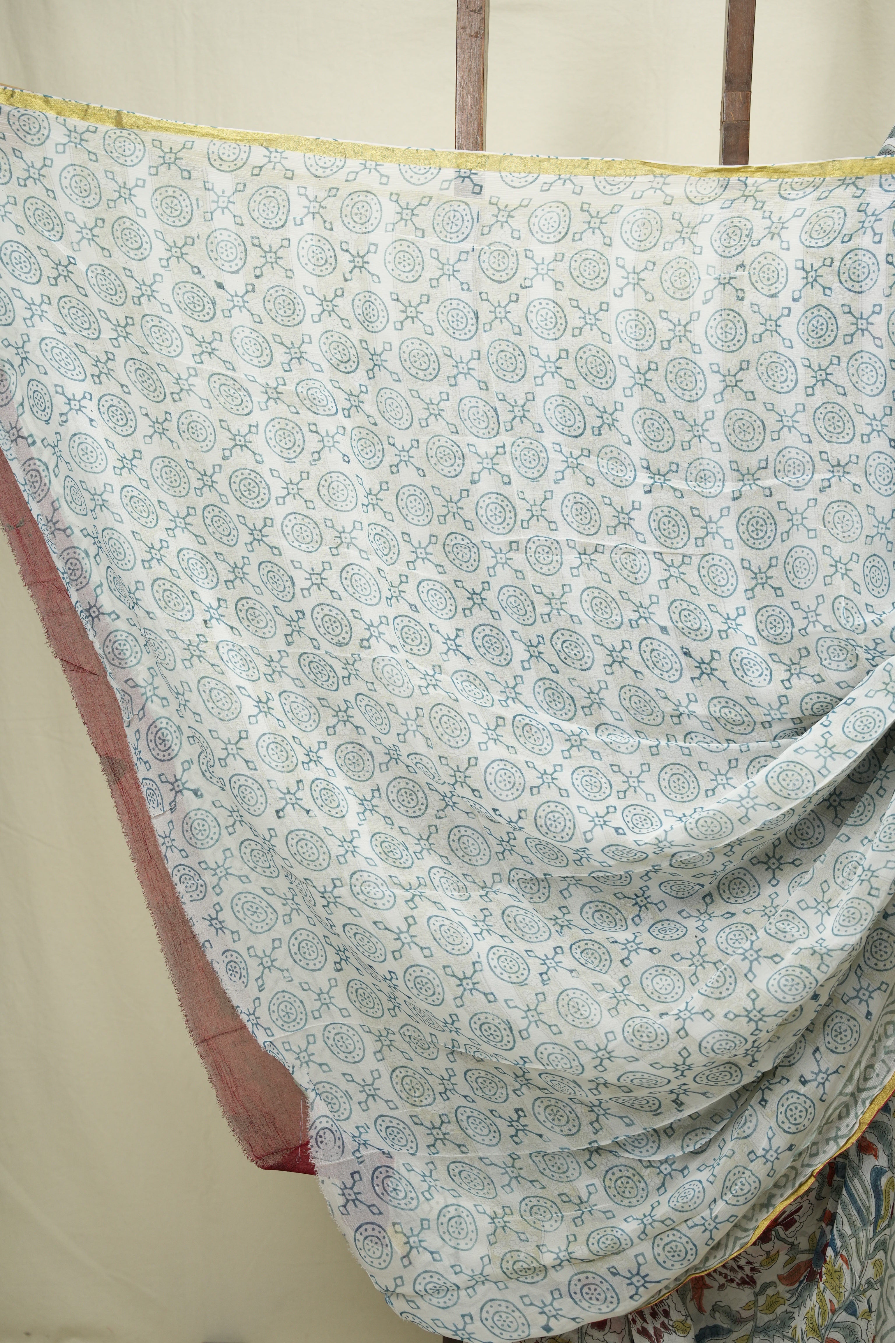 Multicolour HBP Chiffon Saree - SRMHCS74