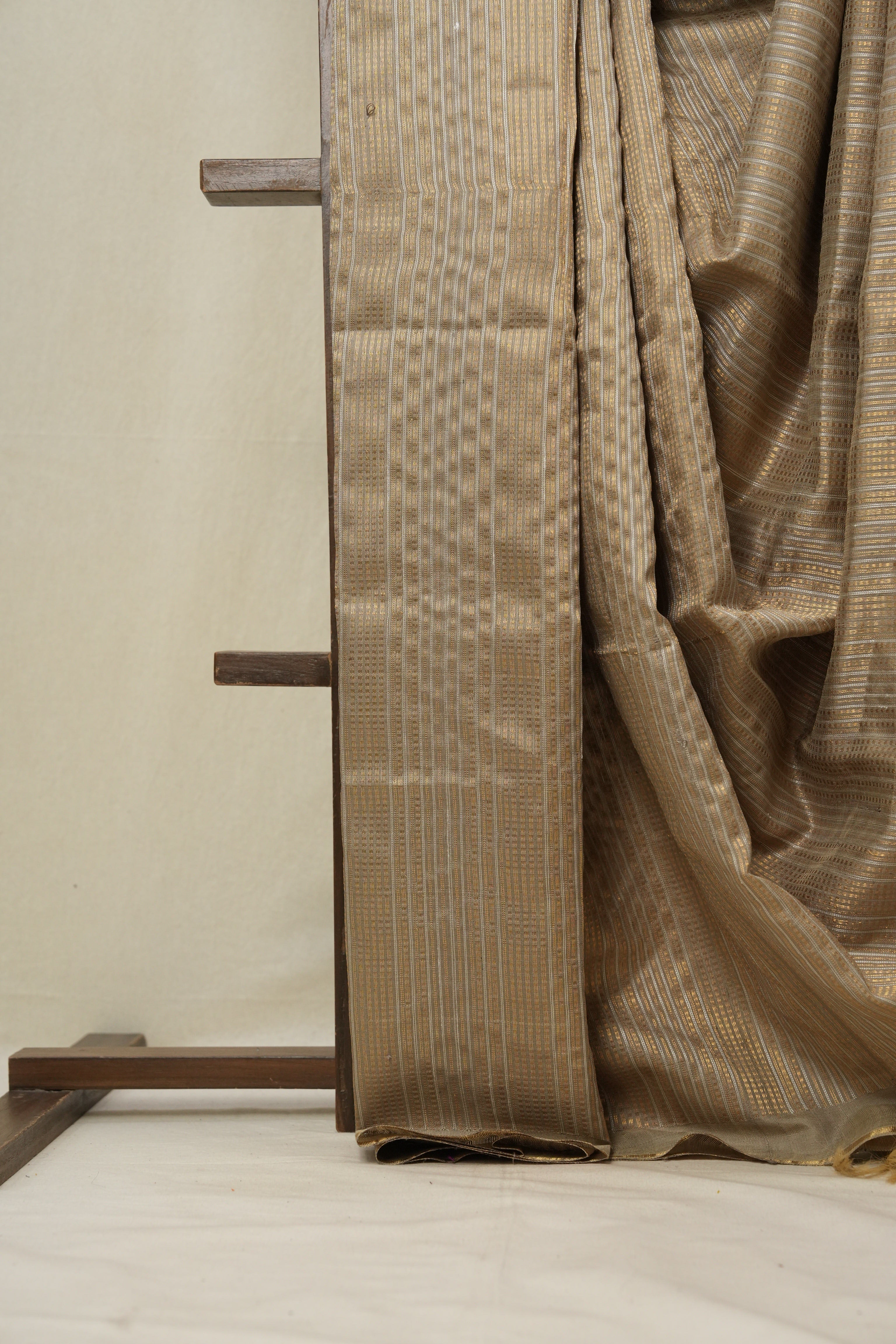 Grey Raw Silk Saree - SRGRSS771