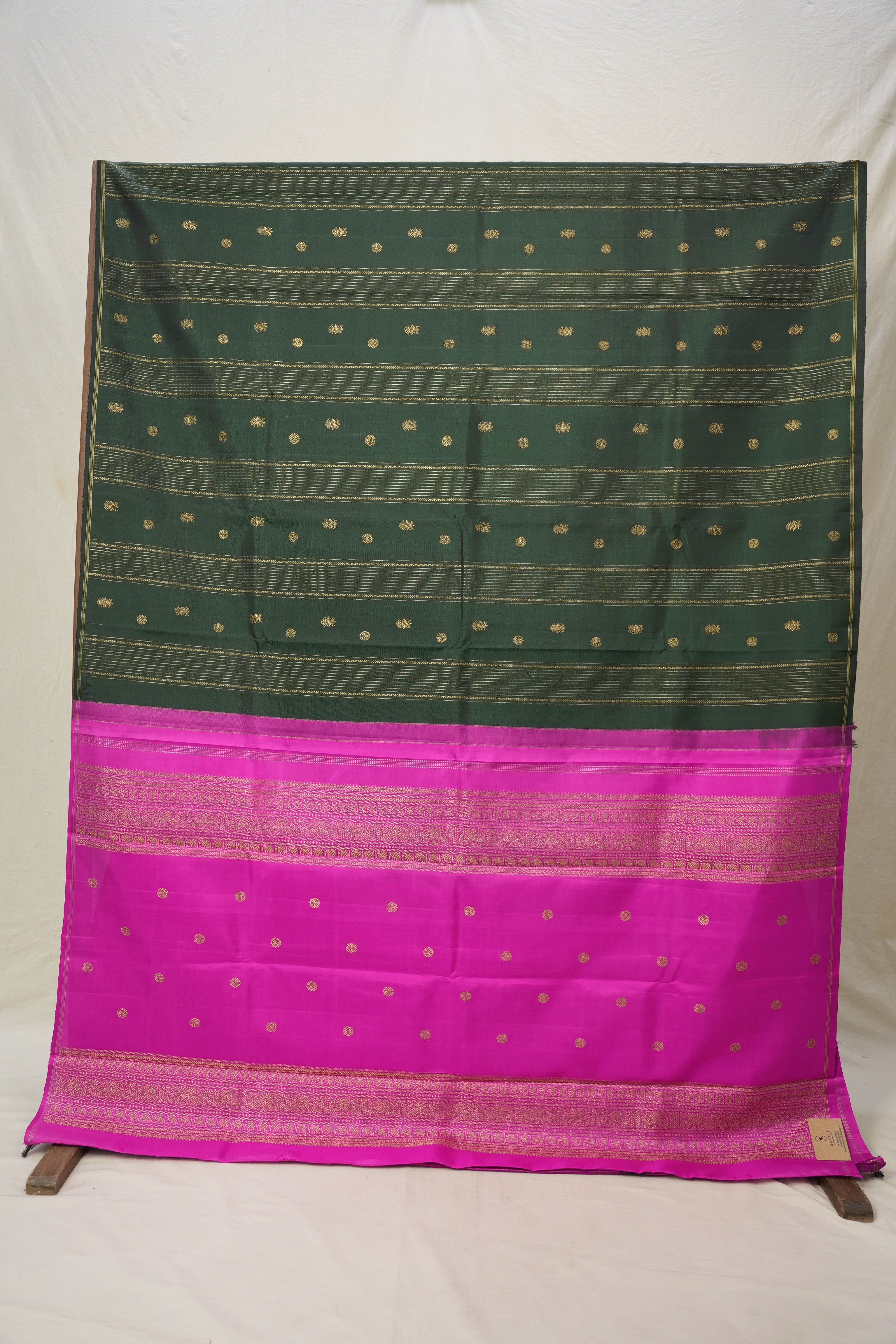 Dark Green Kanjivaram Silk Saree - SRDGKSS816