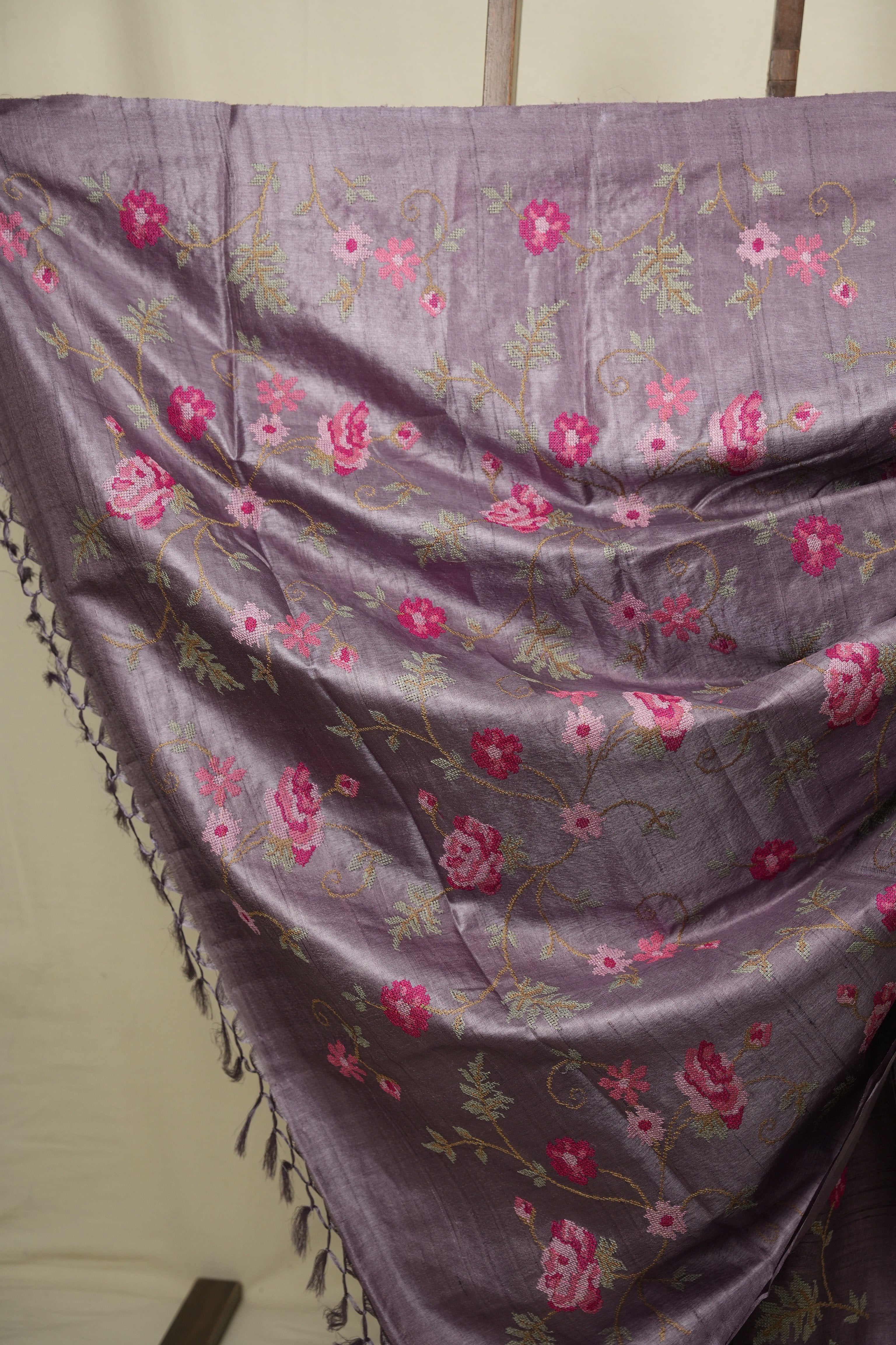 Pale Purple Machine Embroidered Tussar Silk Saree - SRPPMETSS1596