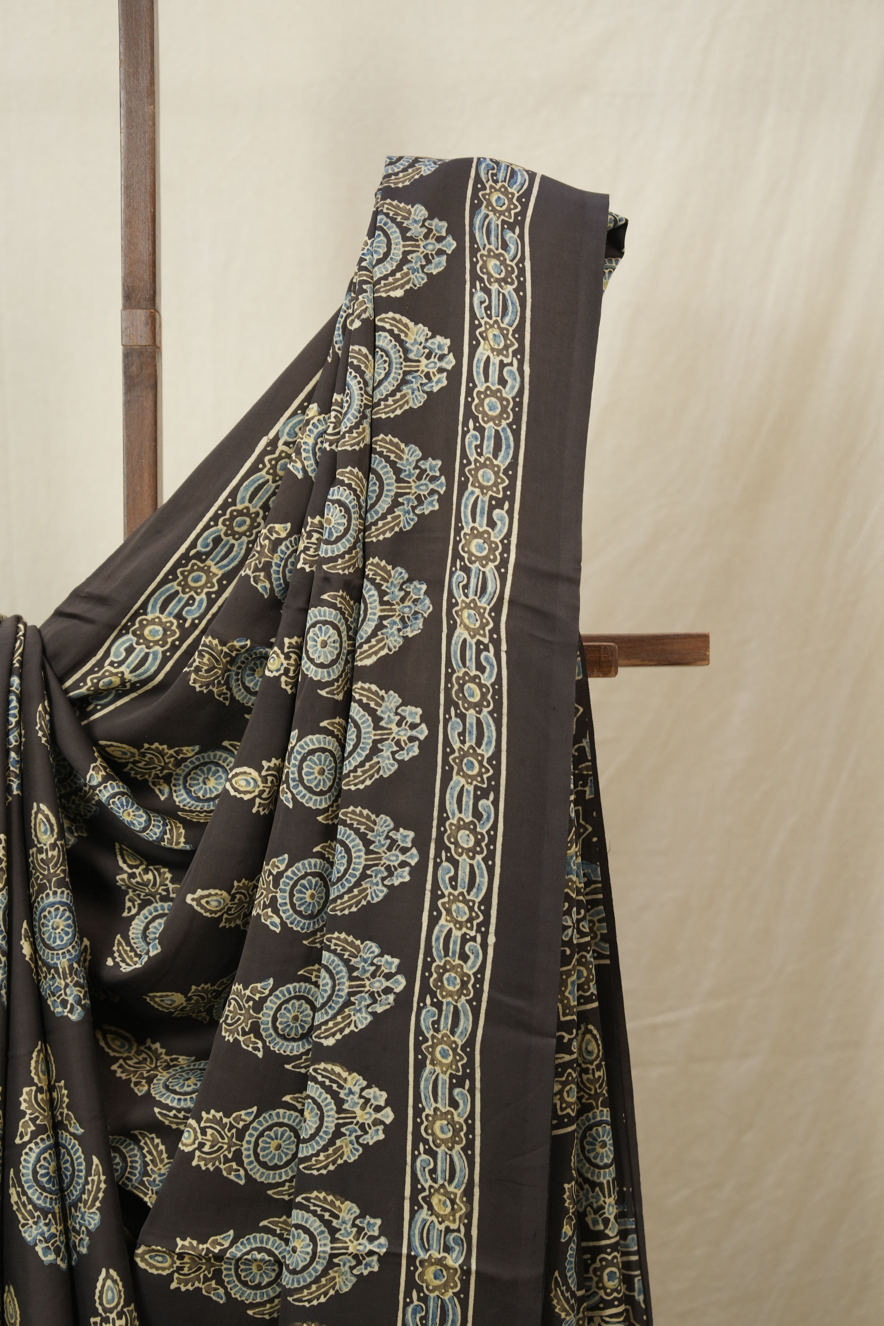 Dark Brown HBP Modal Silk Saree - SRDBMSS605