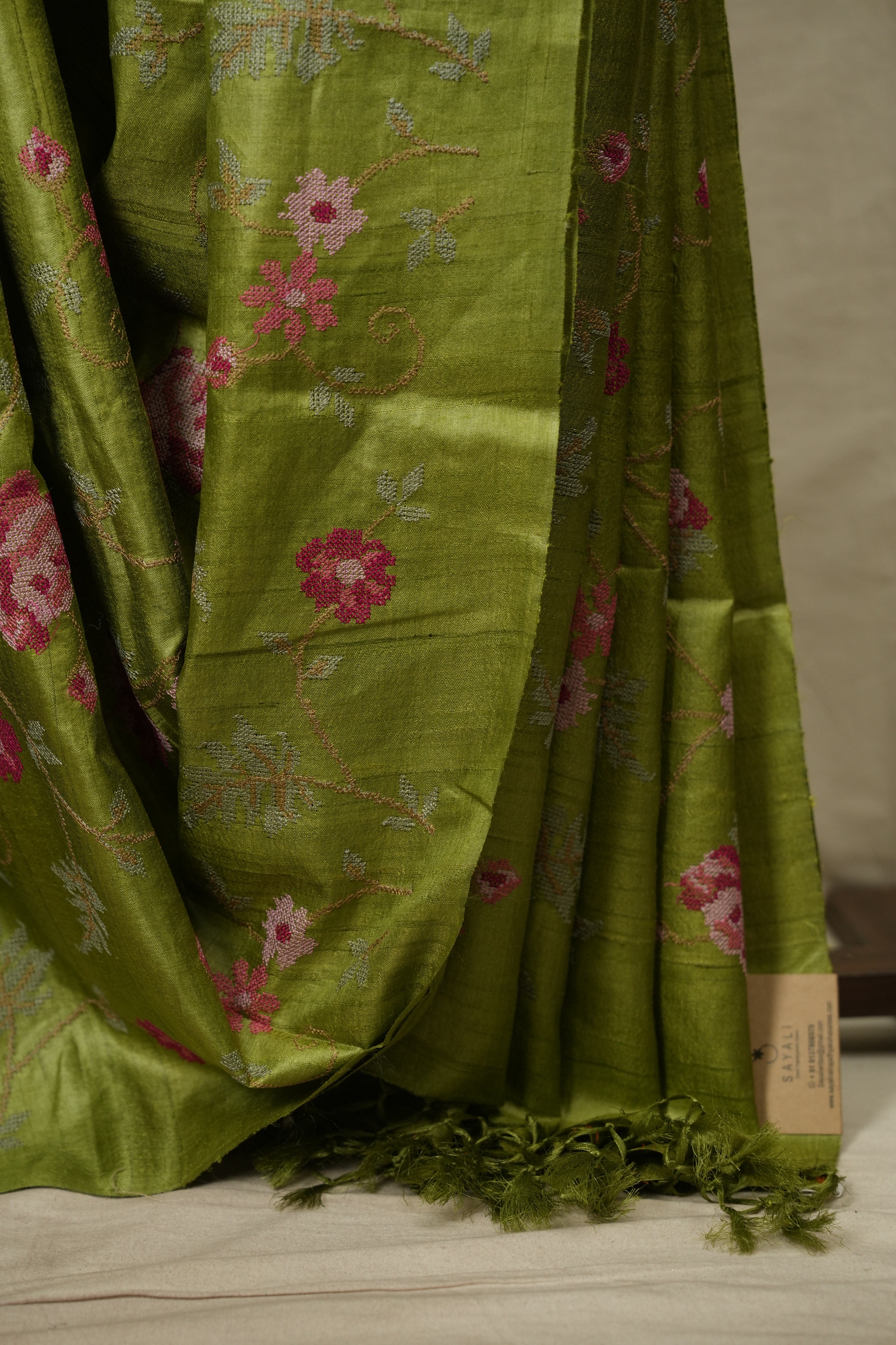 Pista Green Machine Embroidered Tussar Silk Saree - SRPGMETSS1586