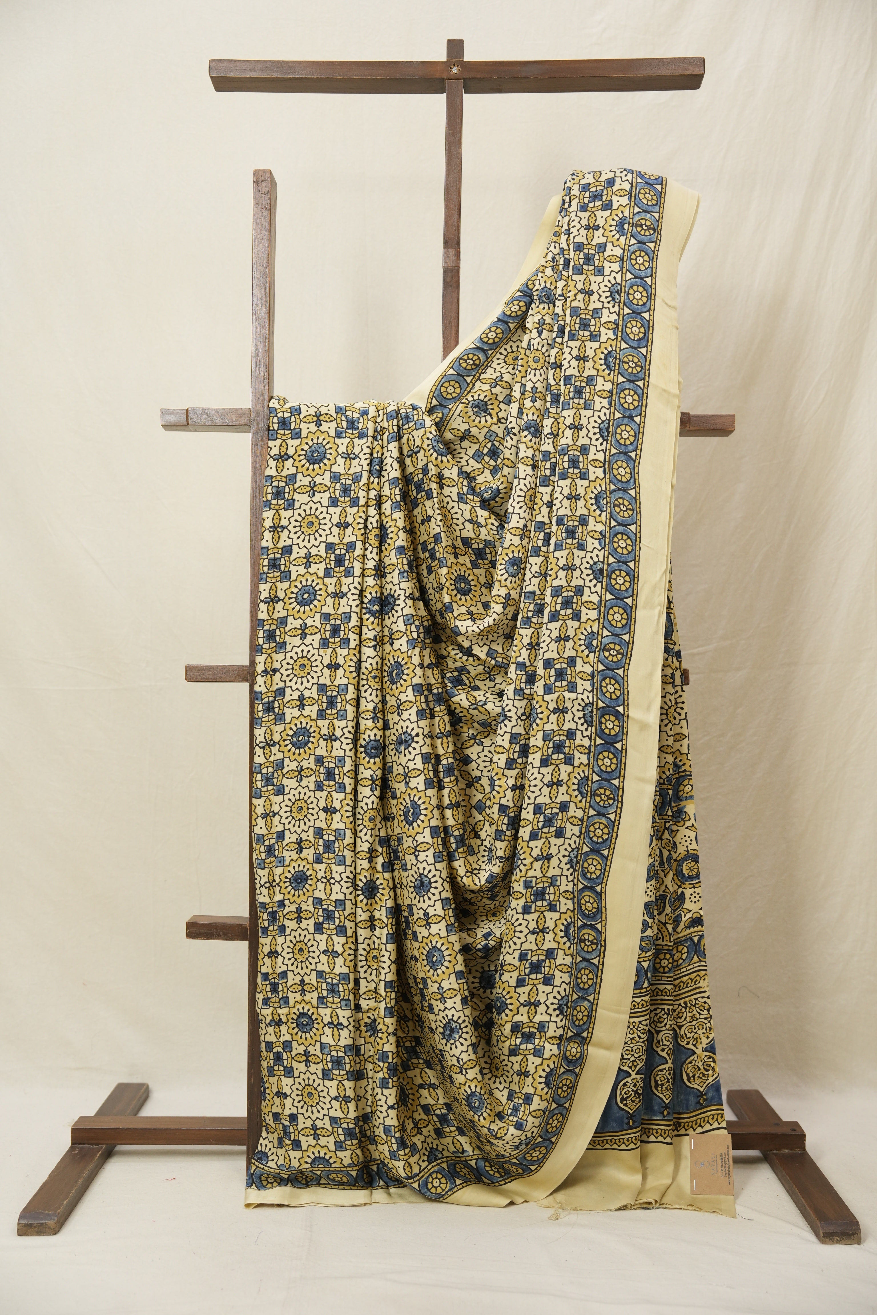 Cream HBP Modal Silk Saree - SRCMSS603