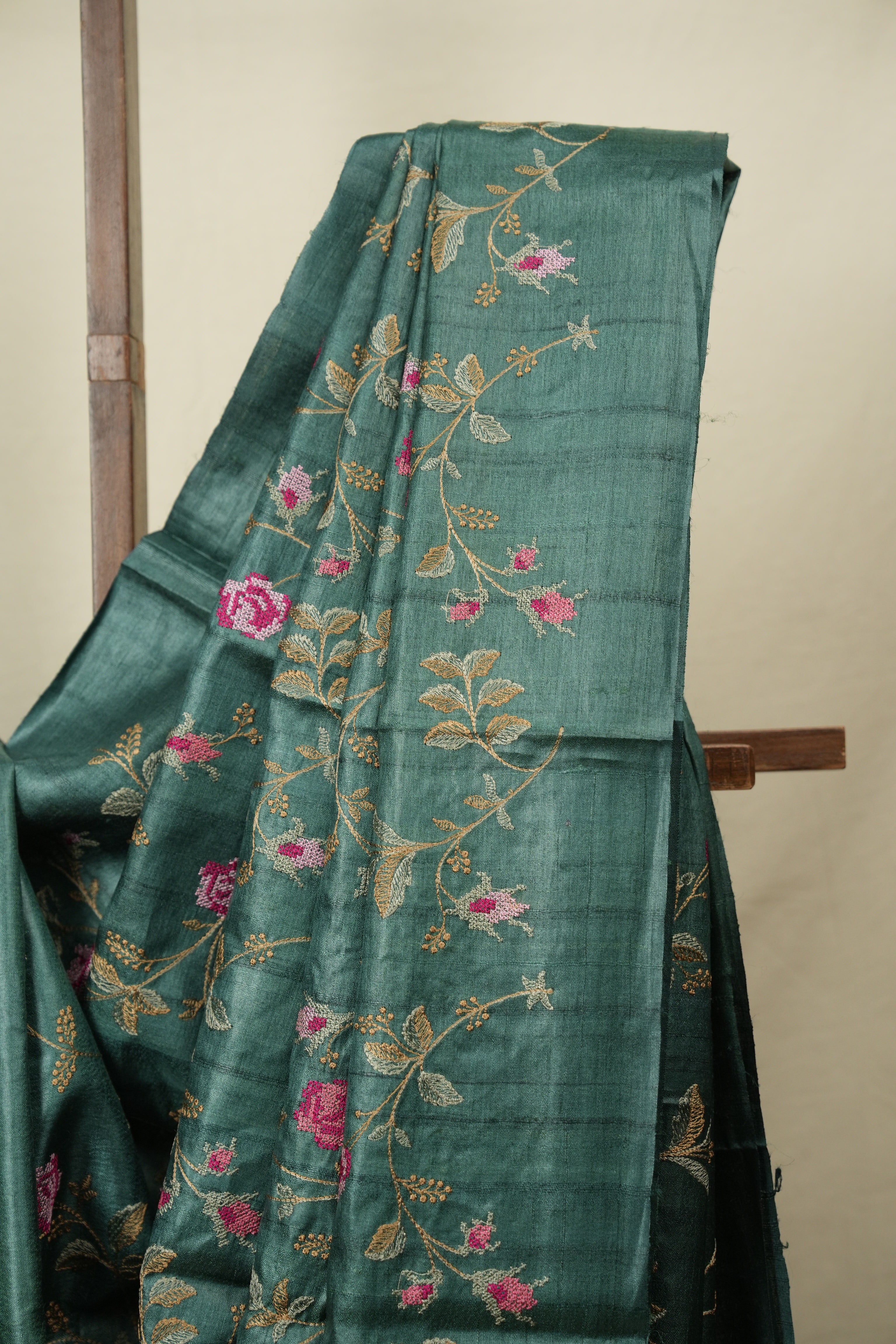 Dark Green Machine Embroidered Tussar Silk Saree - SRDGMETSS1598