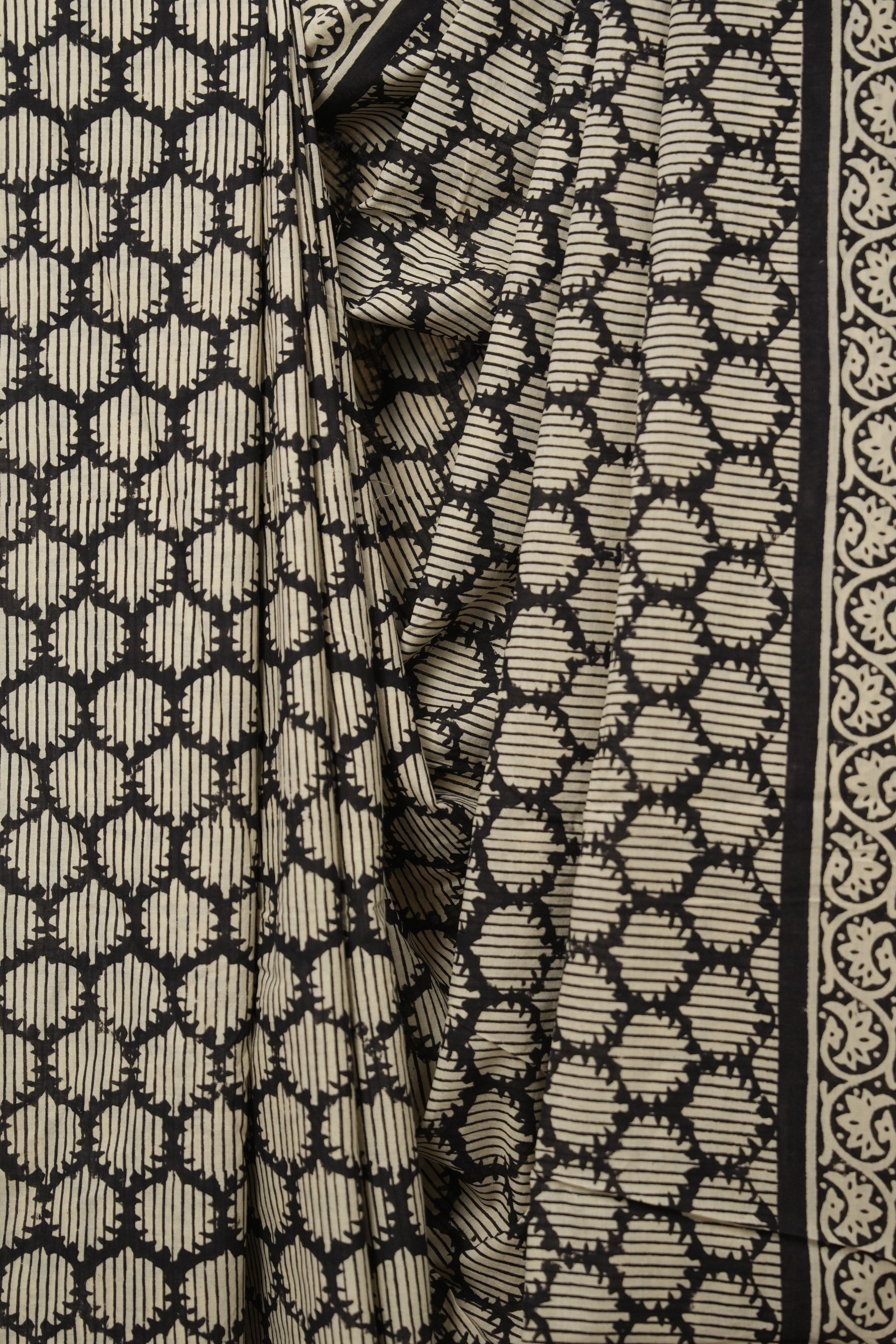 Black HBP Cotton Saree - SRBCS2977