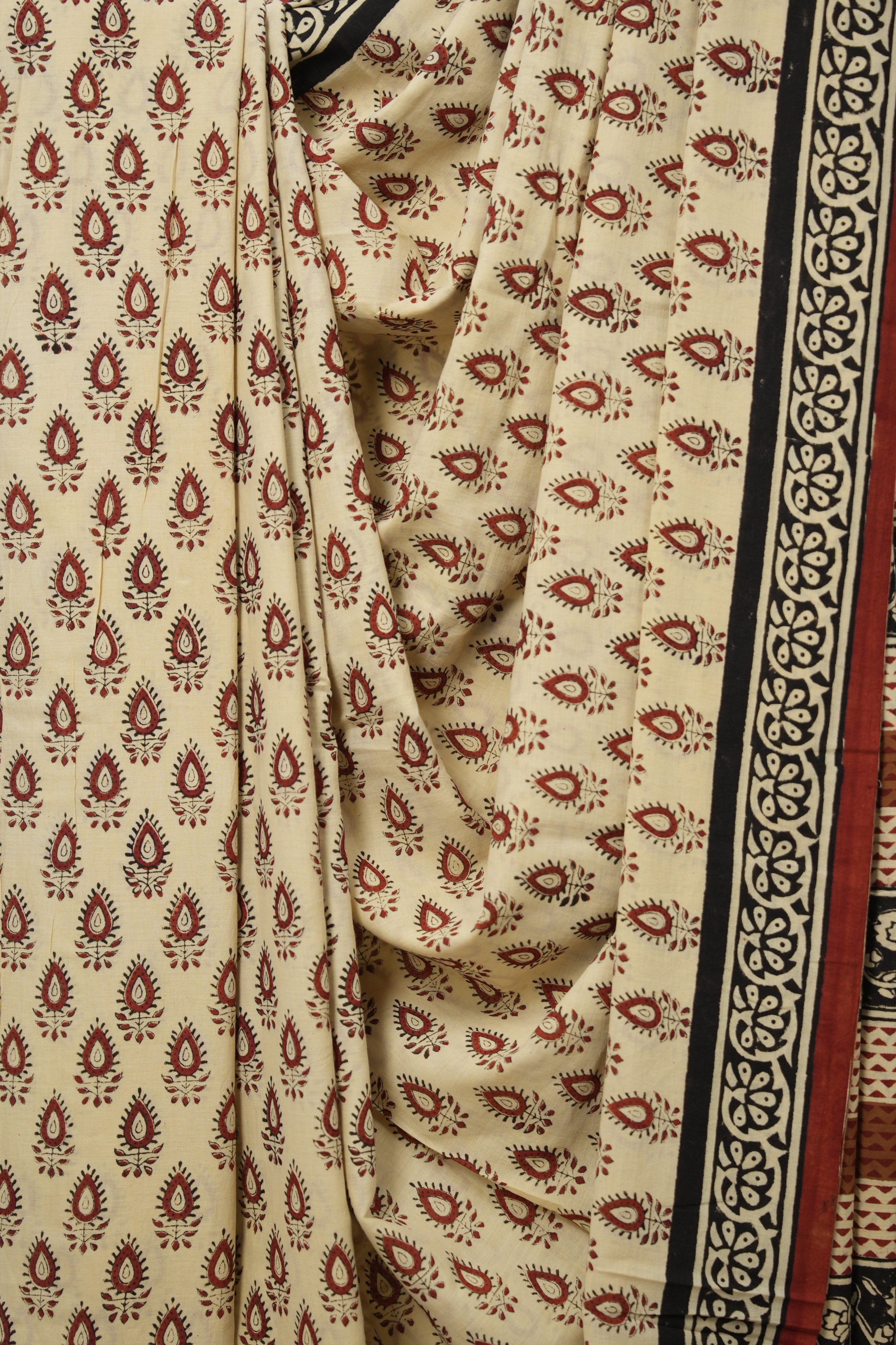 Cream HBP Cotton Saree - SRCCS2976