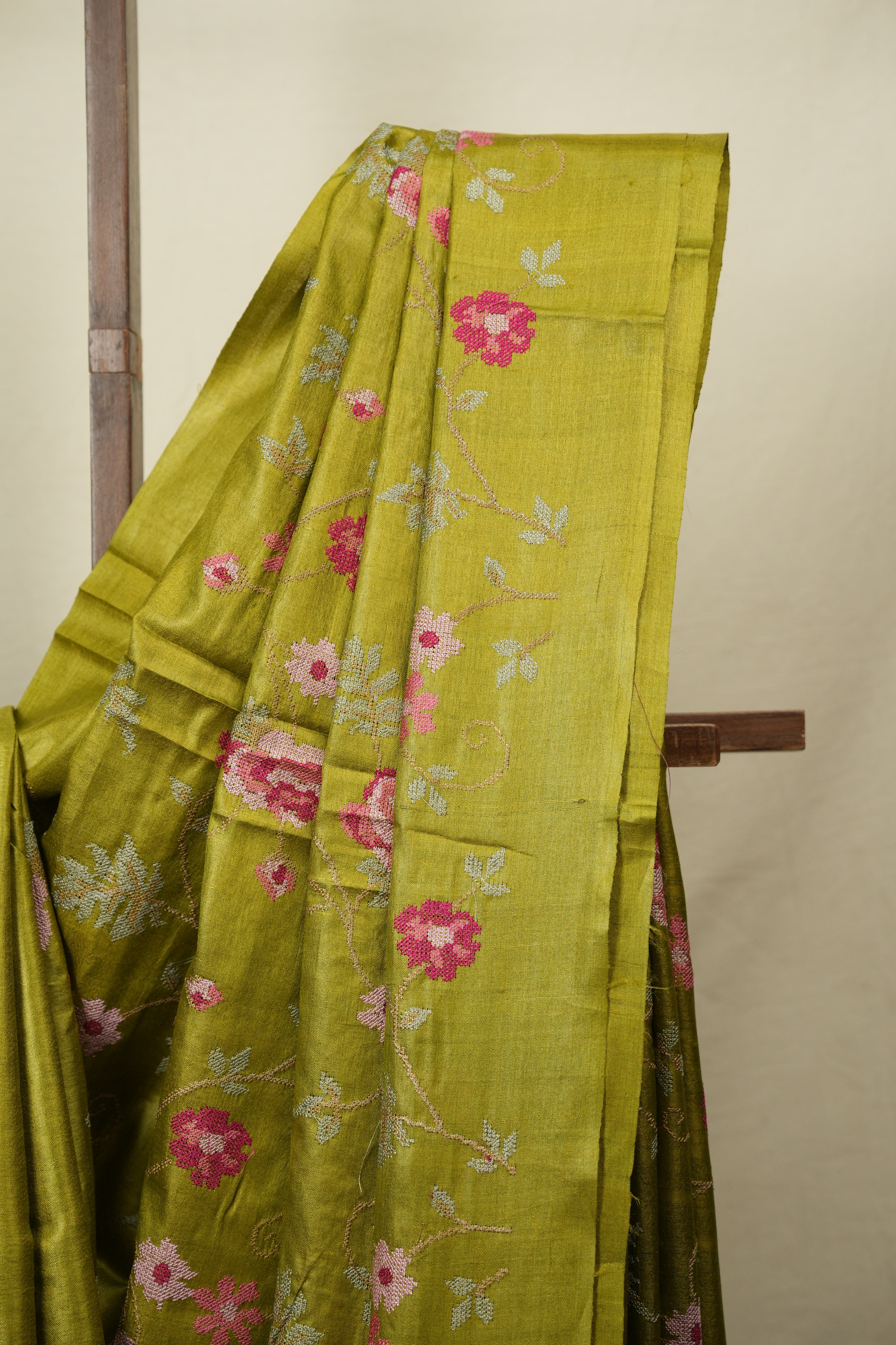 Mehendi Machine Embroidered Tussar Silk Saree - SRMMETSS1584