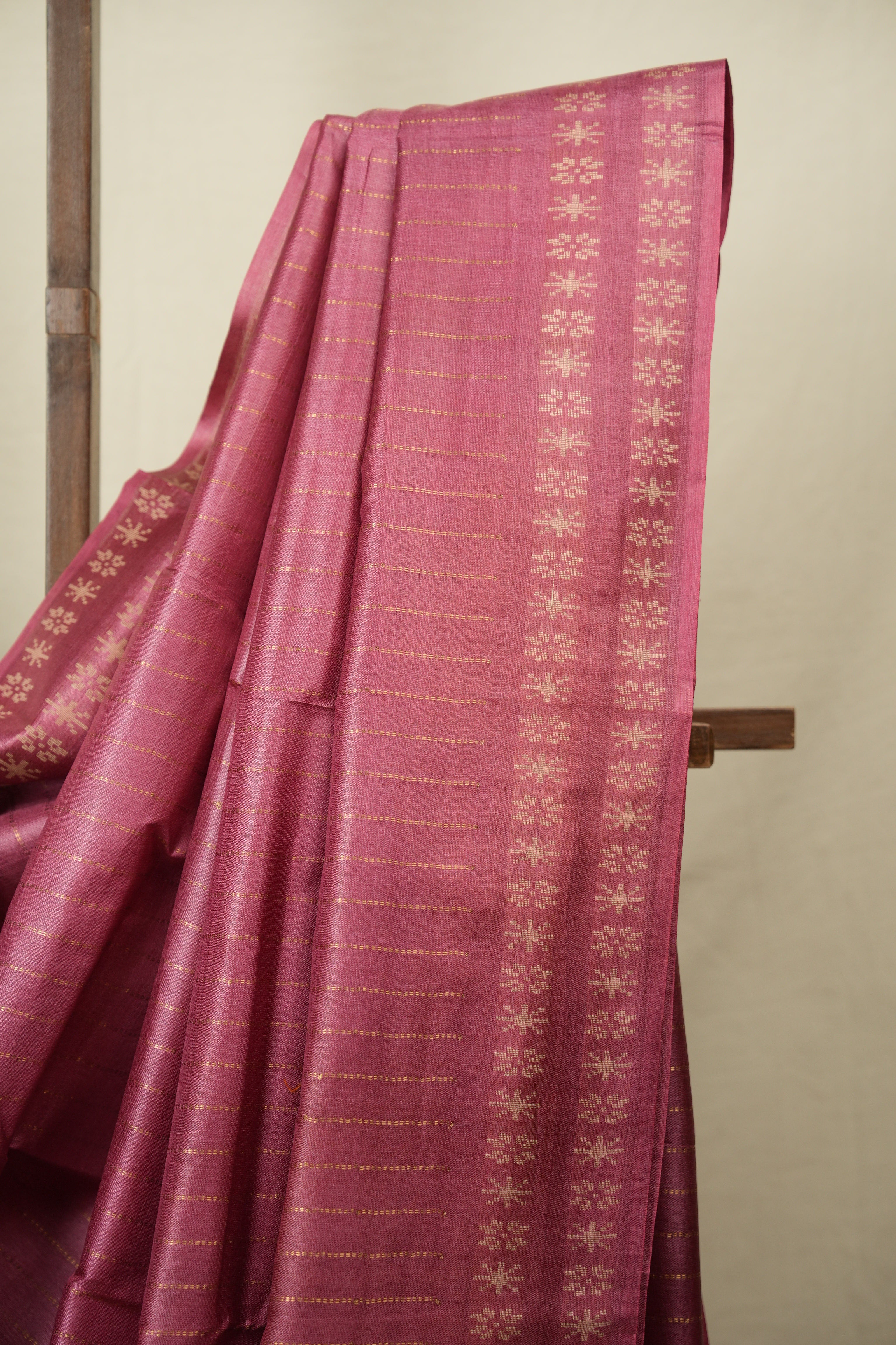 Dark Pink Tussar Silk Saree - SRDPTSS1957