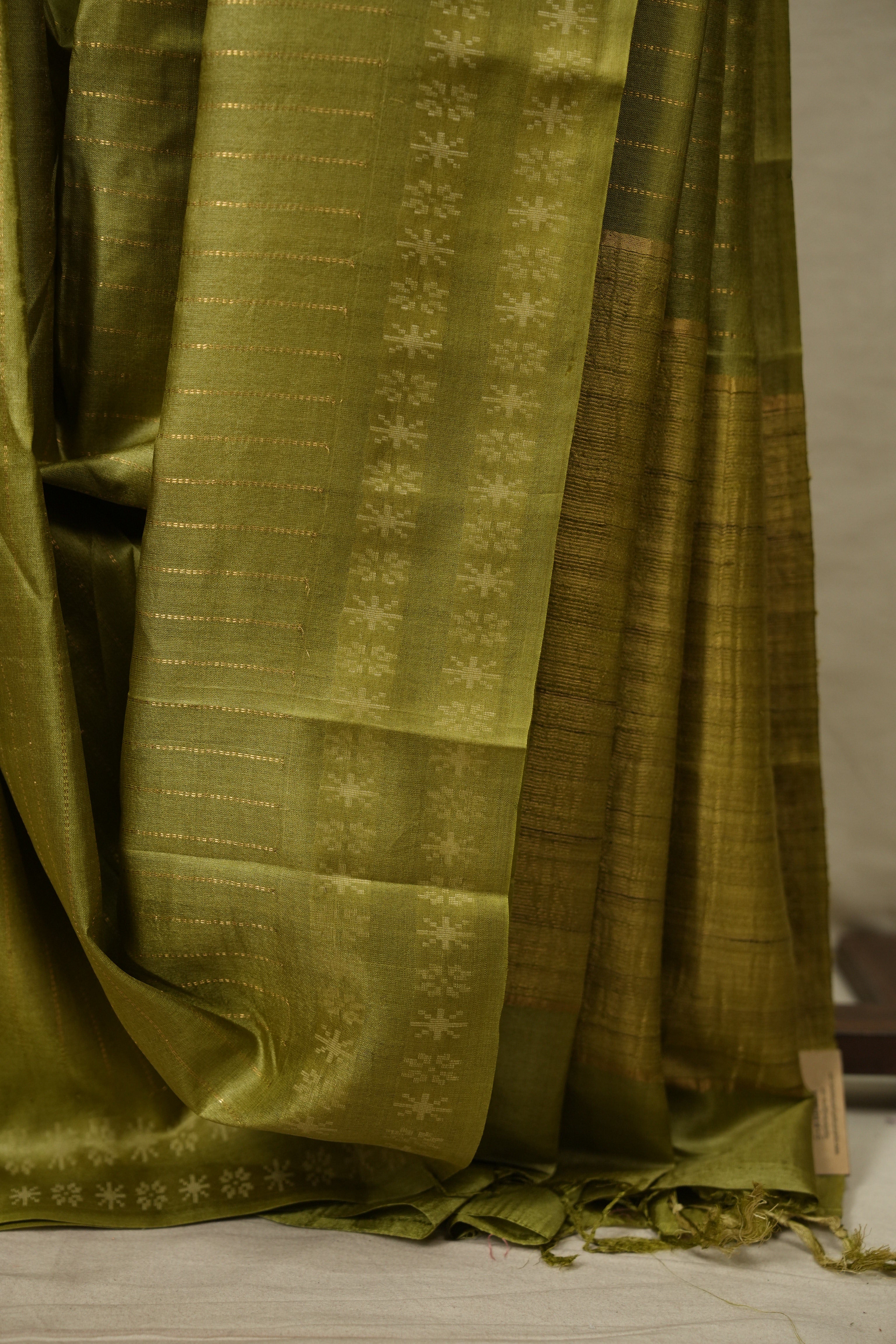 Mehendi Green Tussar Silk Saree - SRMGTSS1959