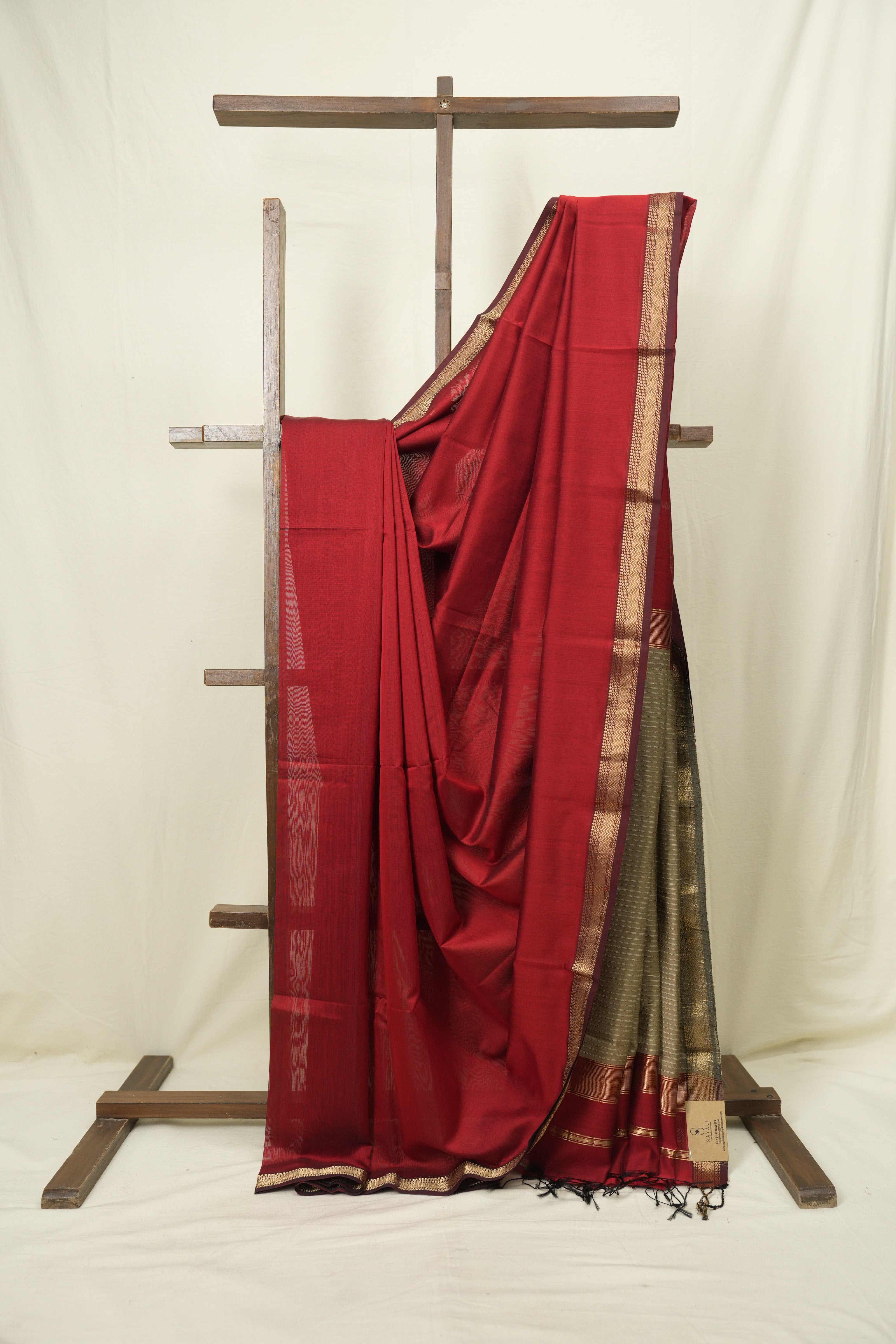 Maroon Maheshwari Saree - SRMMS1253