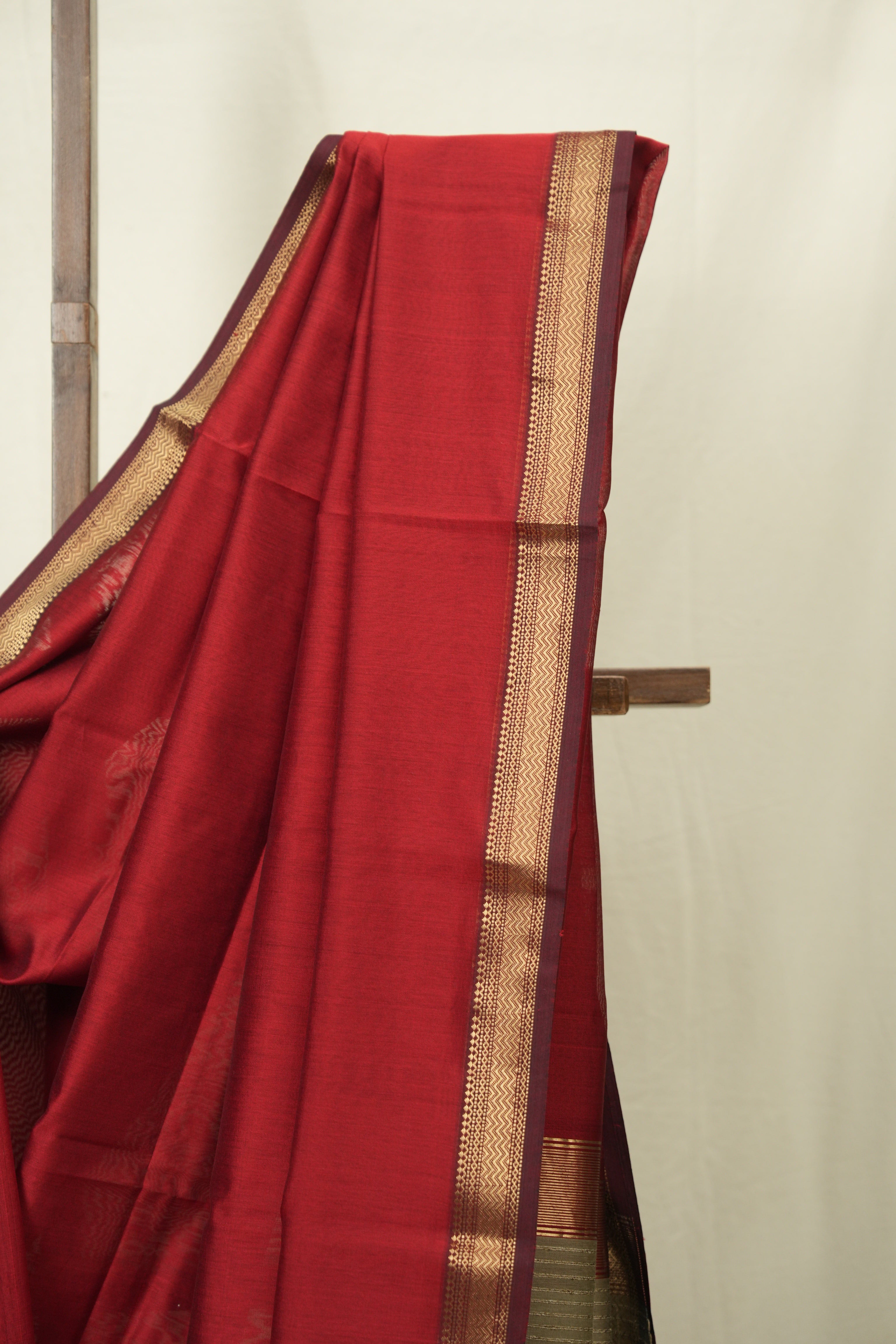 Maroon Maheshwari Saree - SRMMS1253