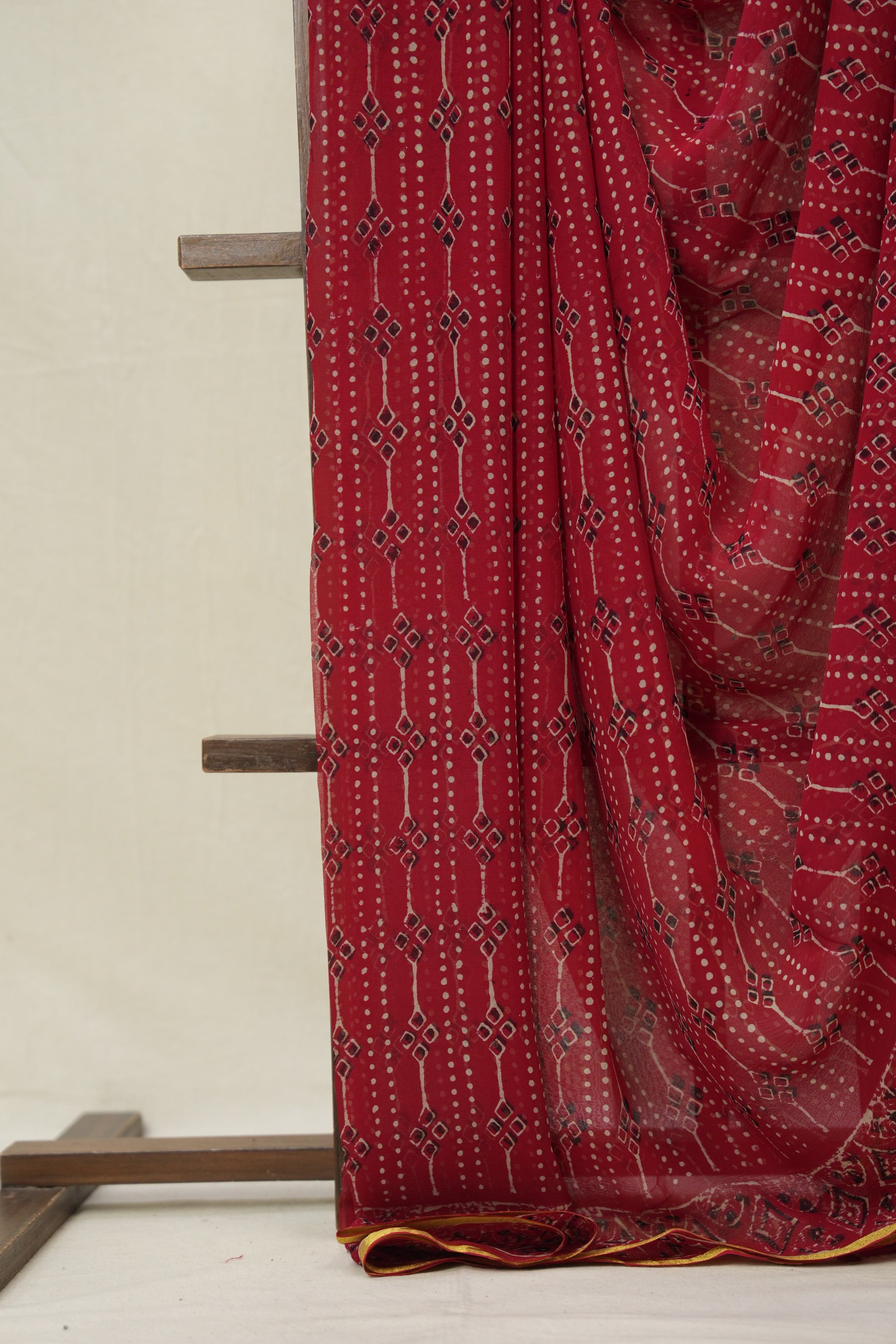 Red HBP Chiffon Saree - SRRHCS32