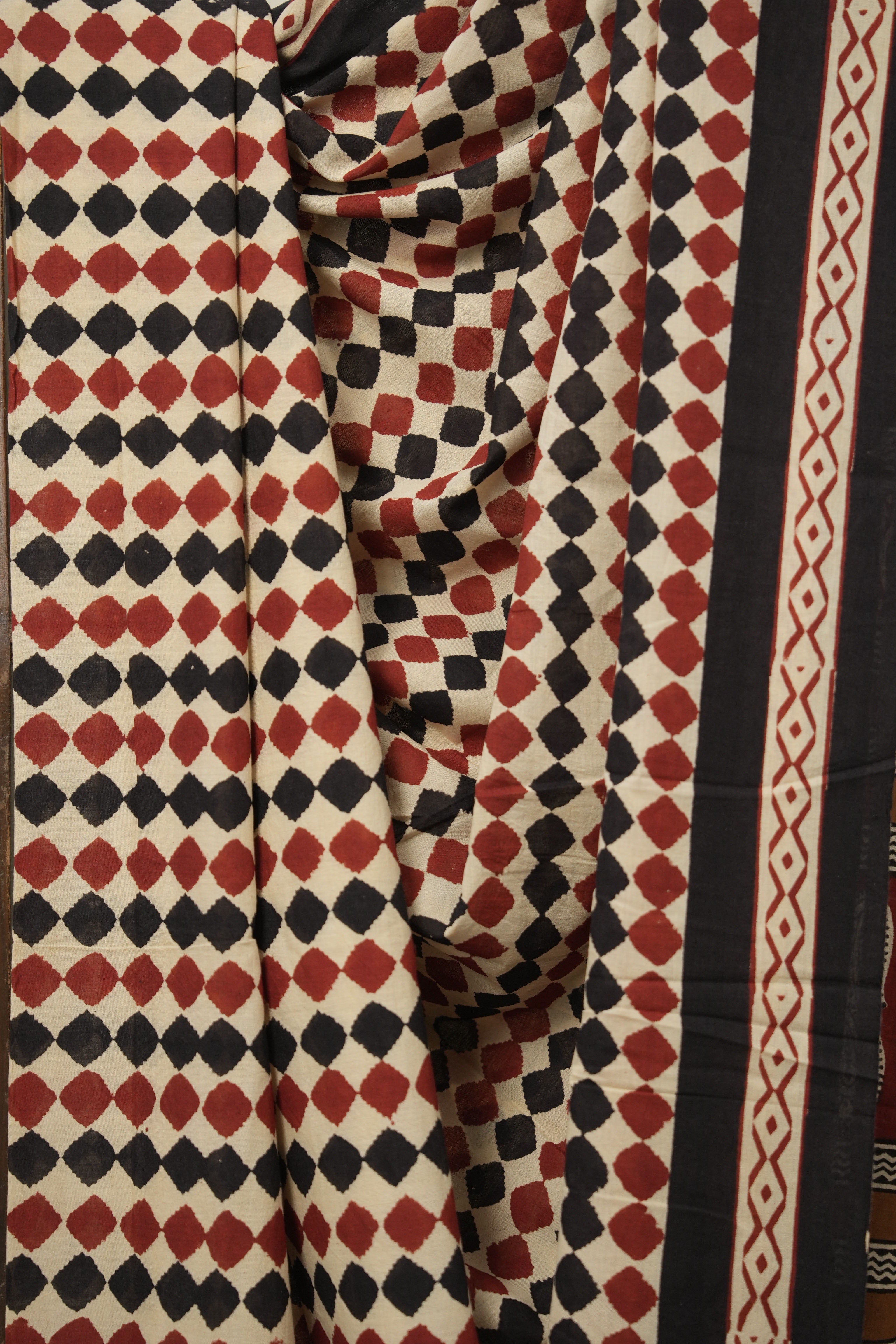 Cream HBP Cotton Saree - SRCCS3024