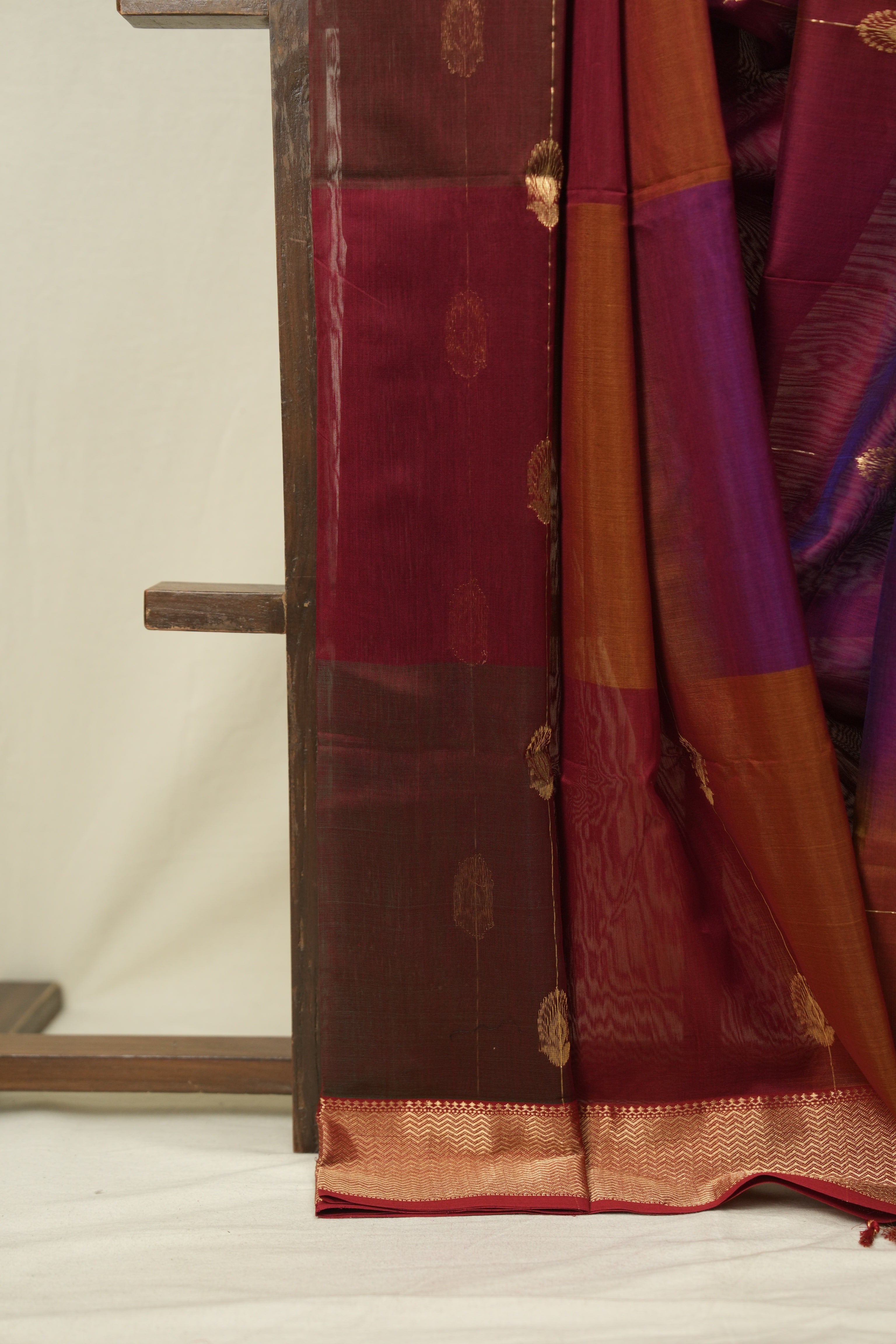 Two Tone Maroon Maheshwari Saree - SRTTMMS1273