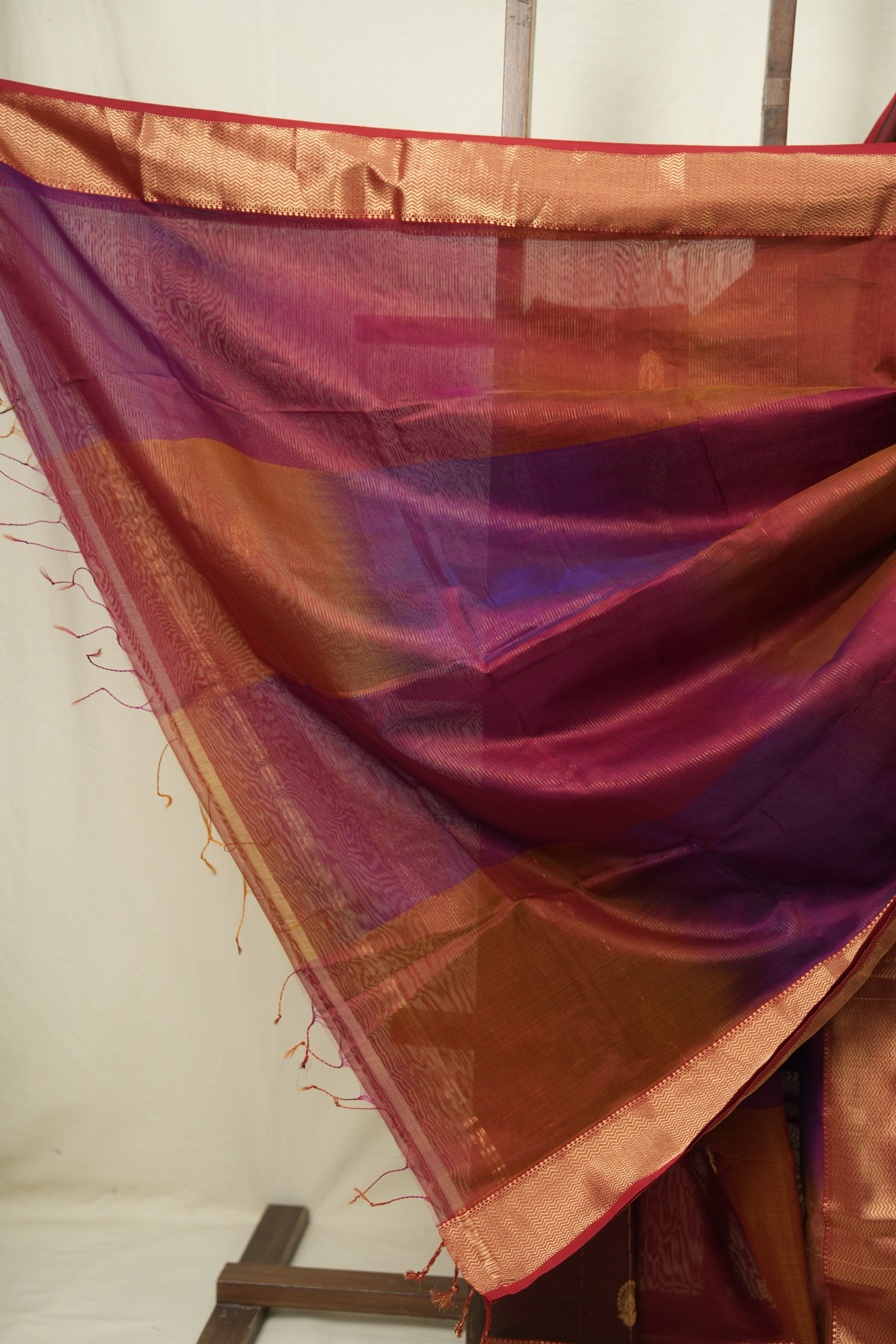 Two Tone Maroon Maheshwari Saree - SRTTMMS1273