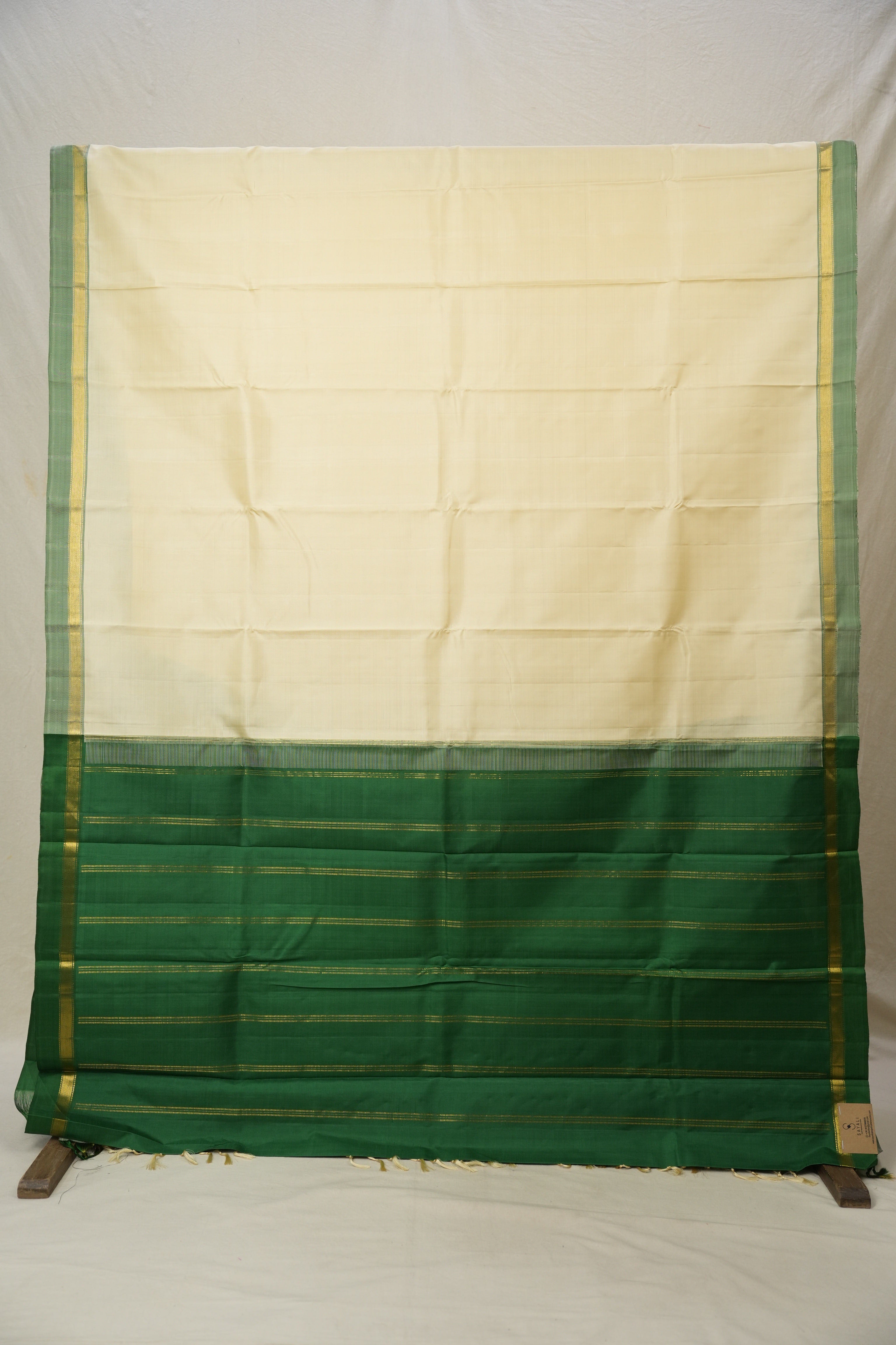 Cream Kanjivaram Silk Saree - SRCKSS1041
