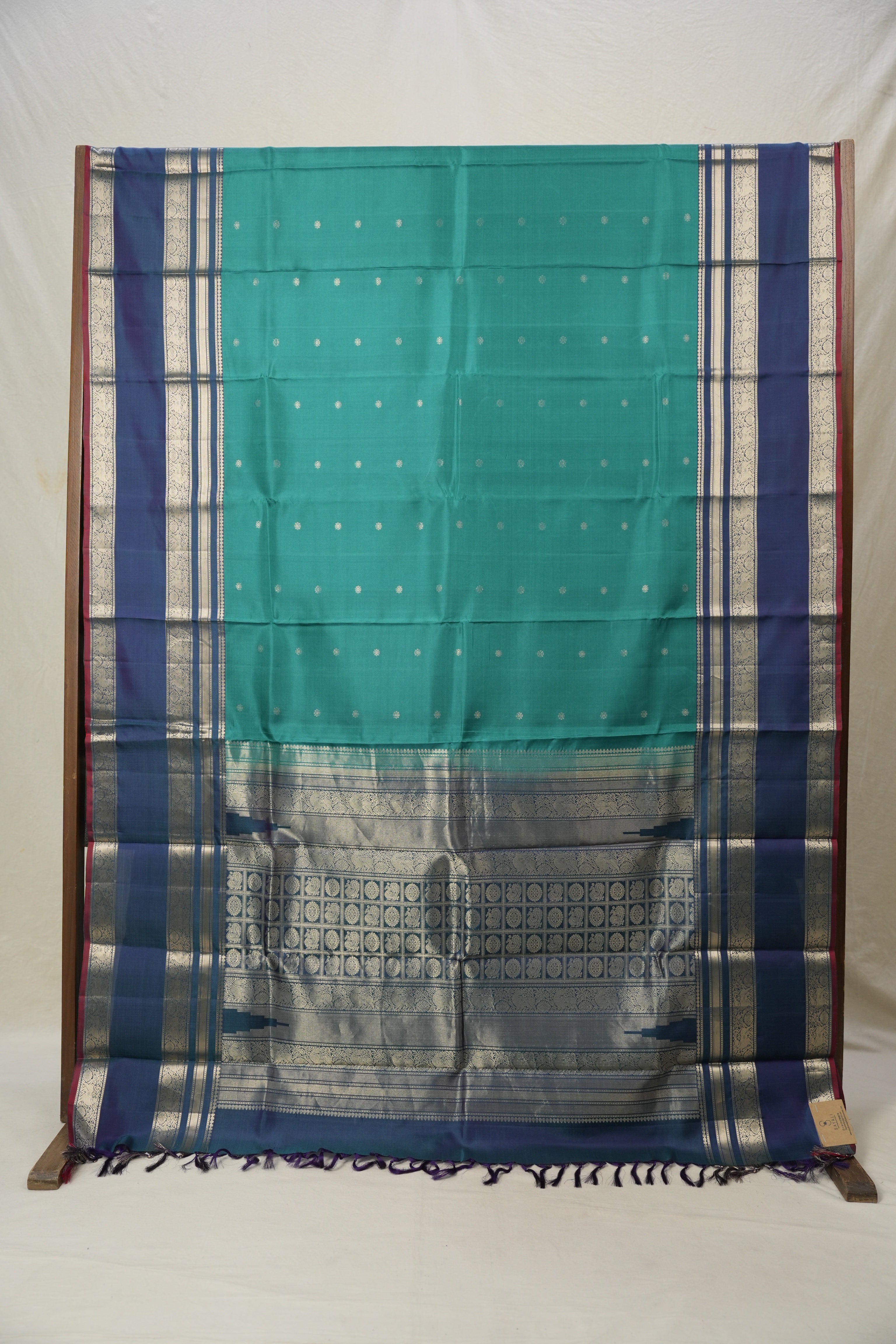 Turquoise Green Kanjivaram Silk Saree - SRTGKSS981