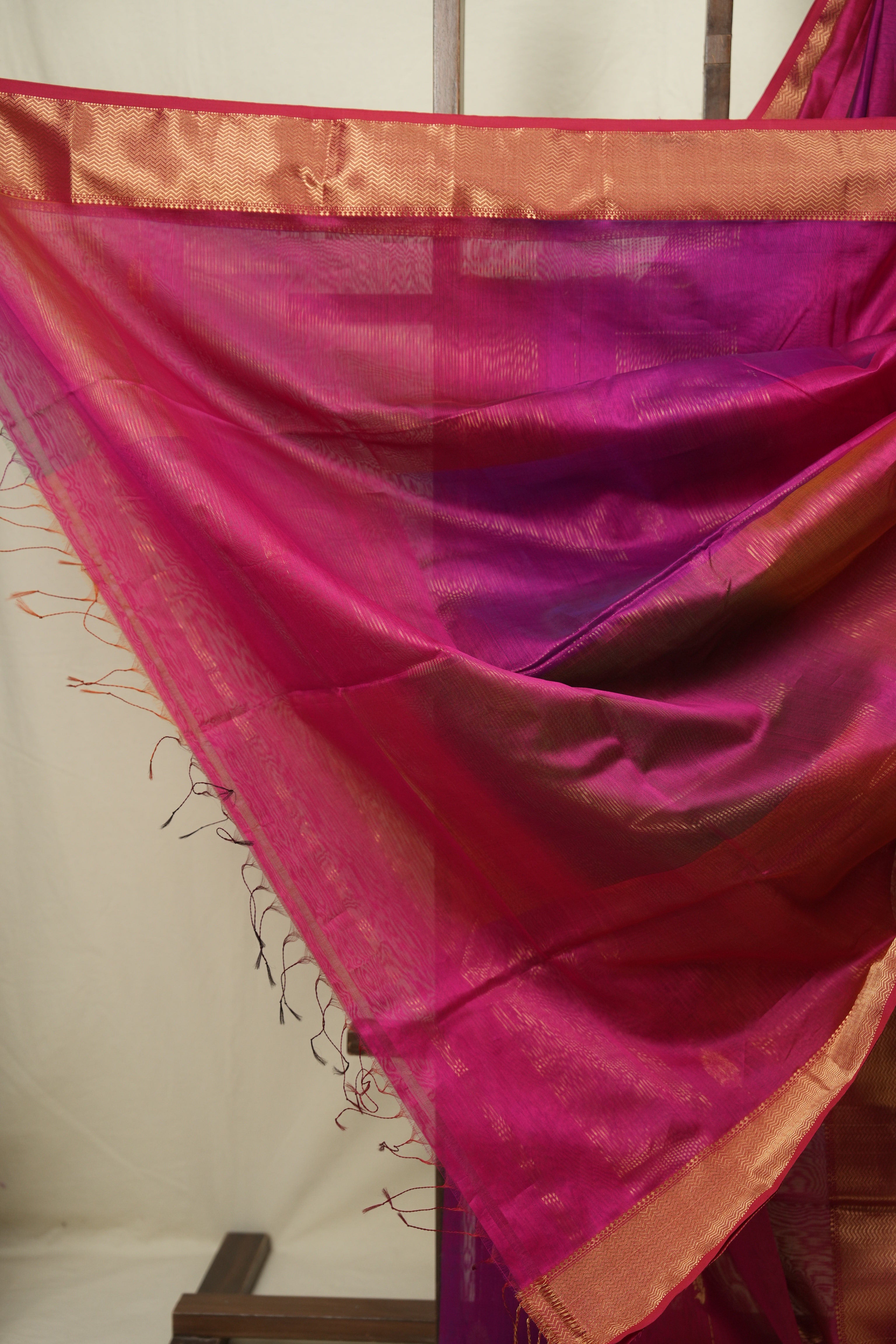 Two Tone Pink Maheshwari Saree - SRTTPMS1275