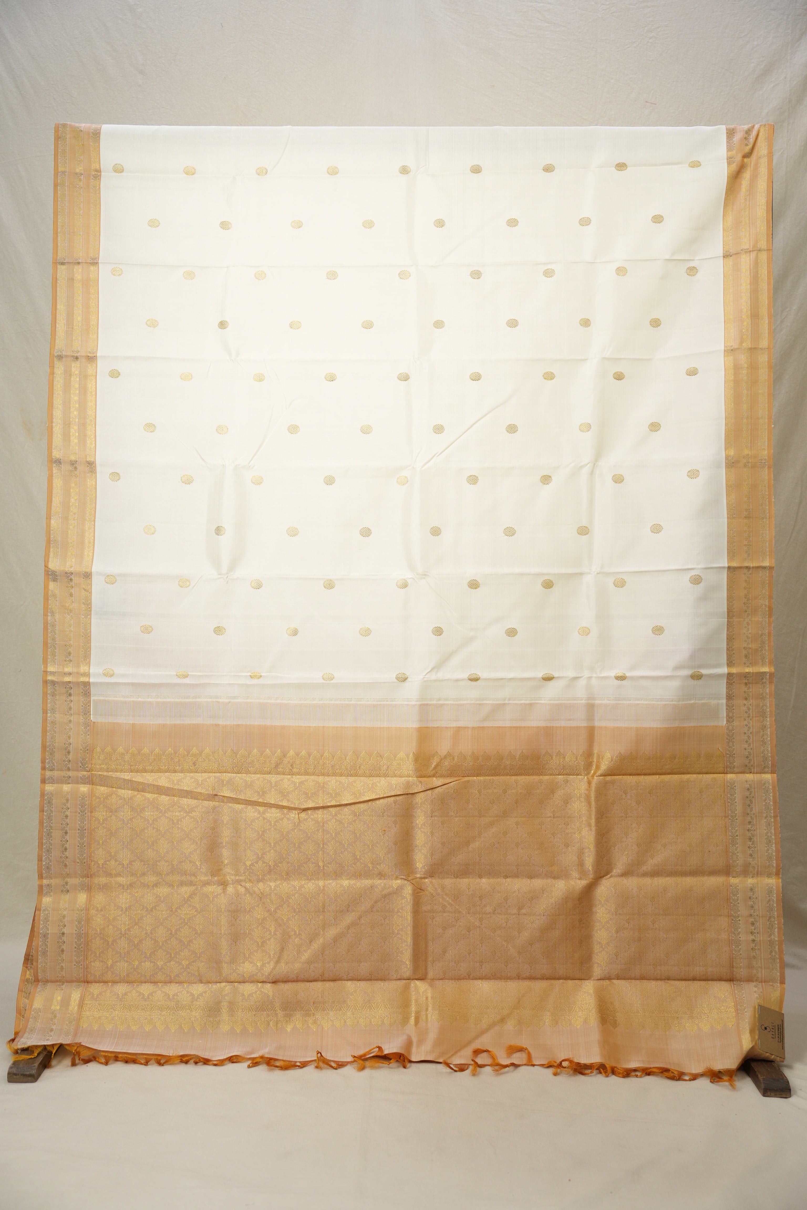Snow White Kanjivaram Silk Saree - SRSWKSS1011