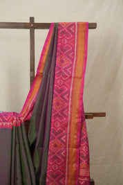 Dual Tone Rajkot Patola Silk Saree - SRMDTRPSS567