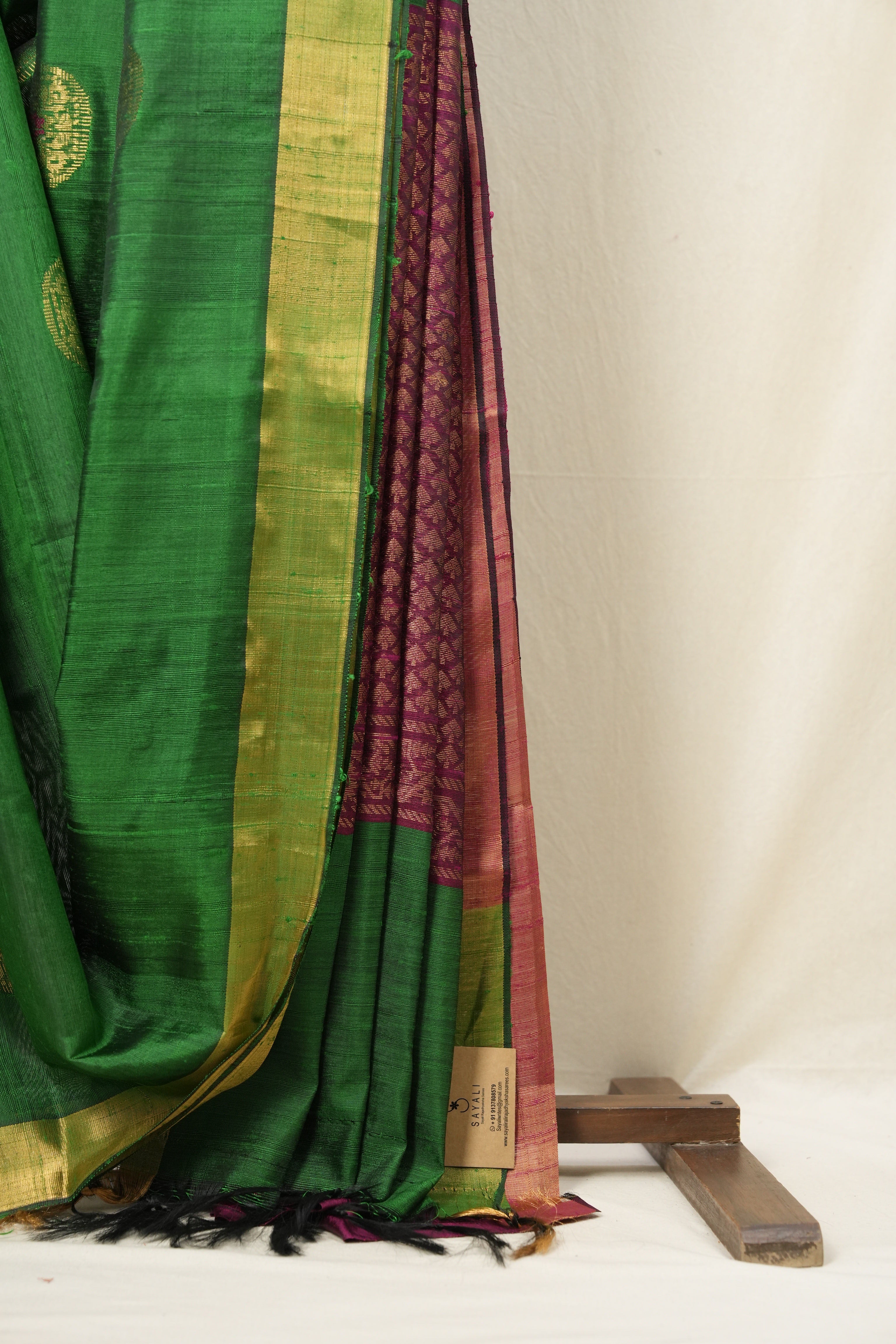 Green Raw Silk Saree - SRGRSS794